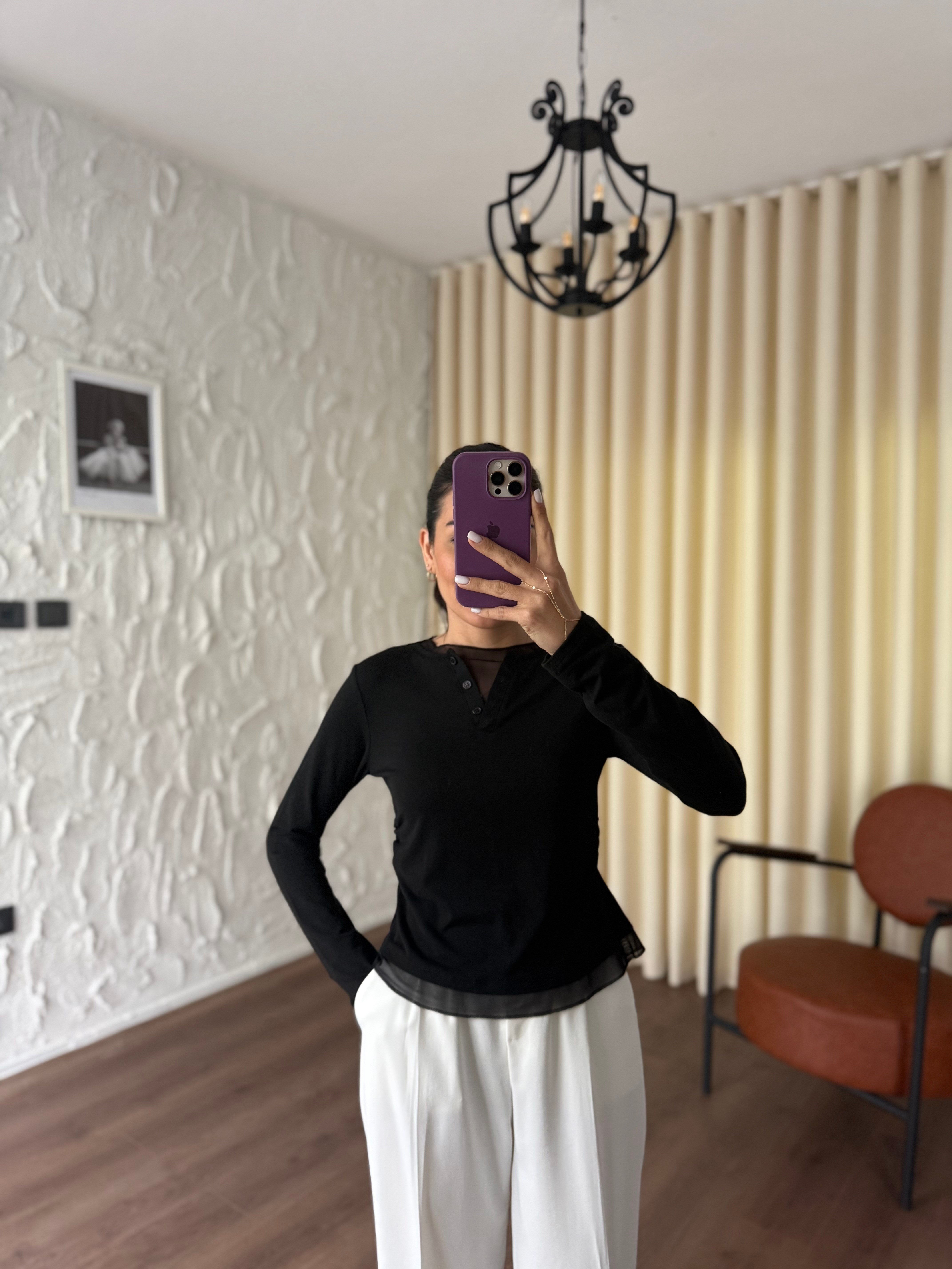 Tül Garnili Örme Siyah Bluz