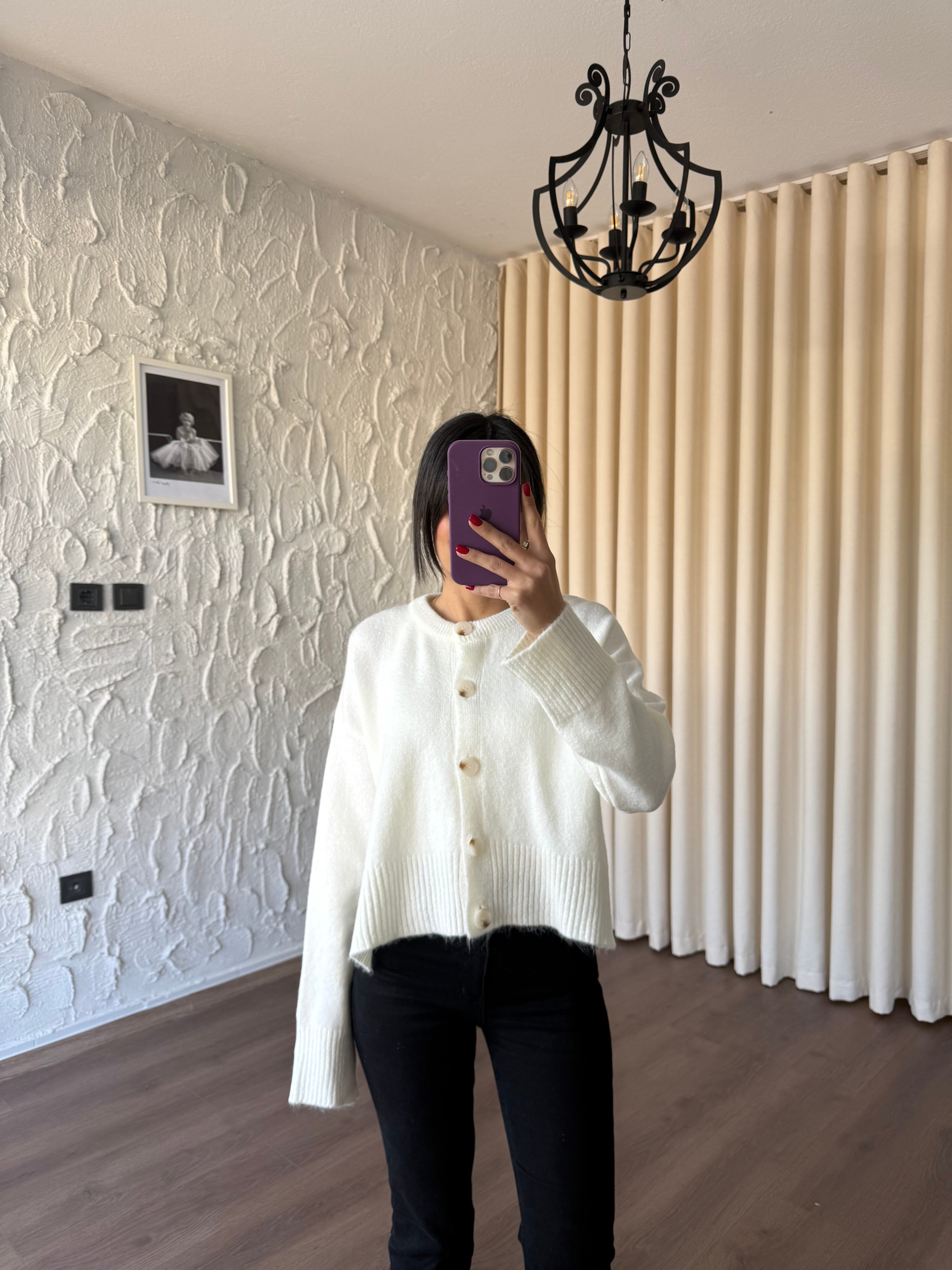 Yandan Yırtmaçlı Ekru Hırka