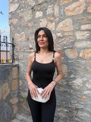 Toka Detaylı Siyah Bodysuit