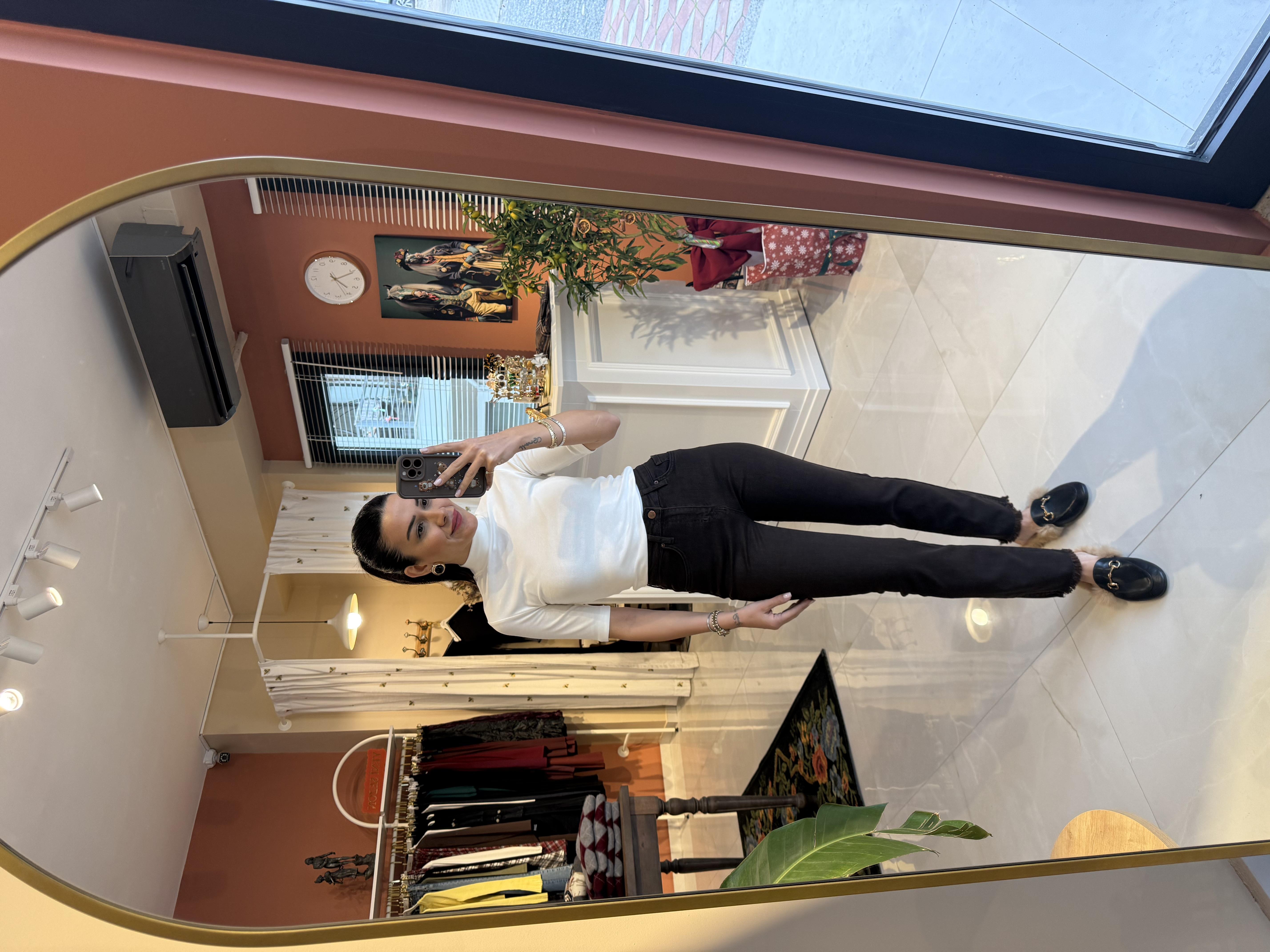 Acı Kahve Paçası Püsküllü ve Yırtmaçlı Jean