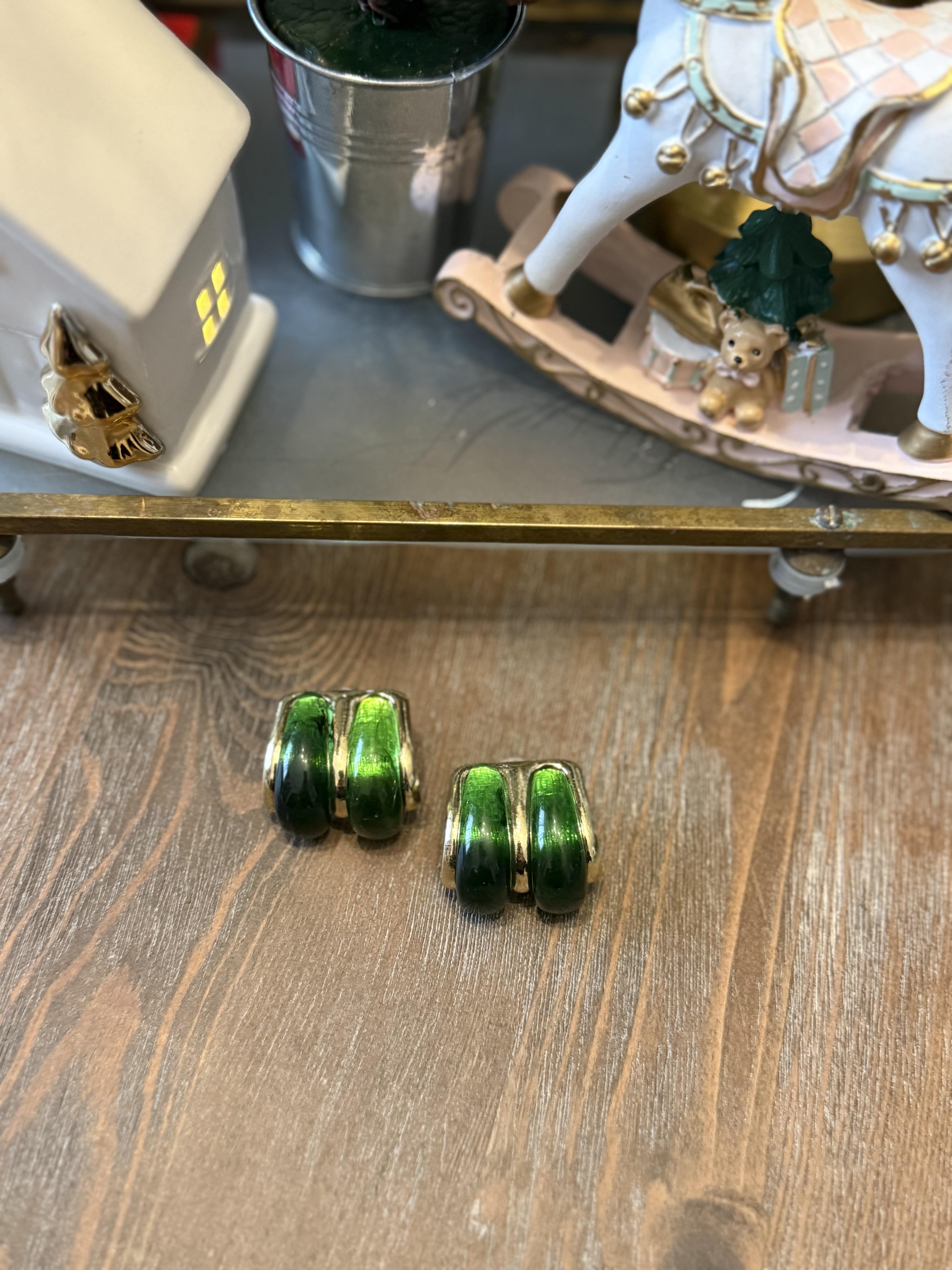 Altın Kaplama Yeşil Taşlı Küpe