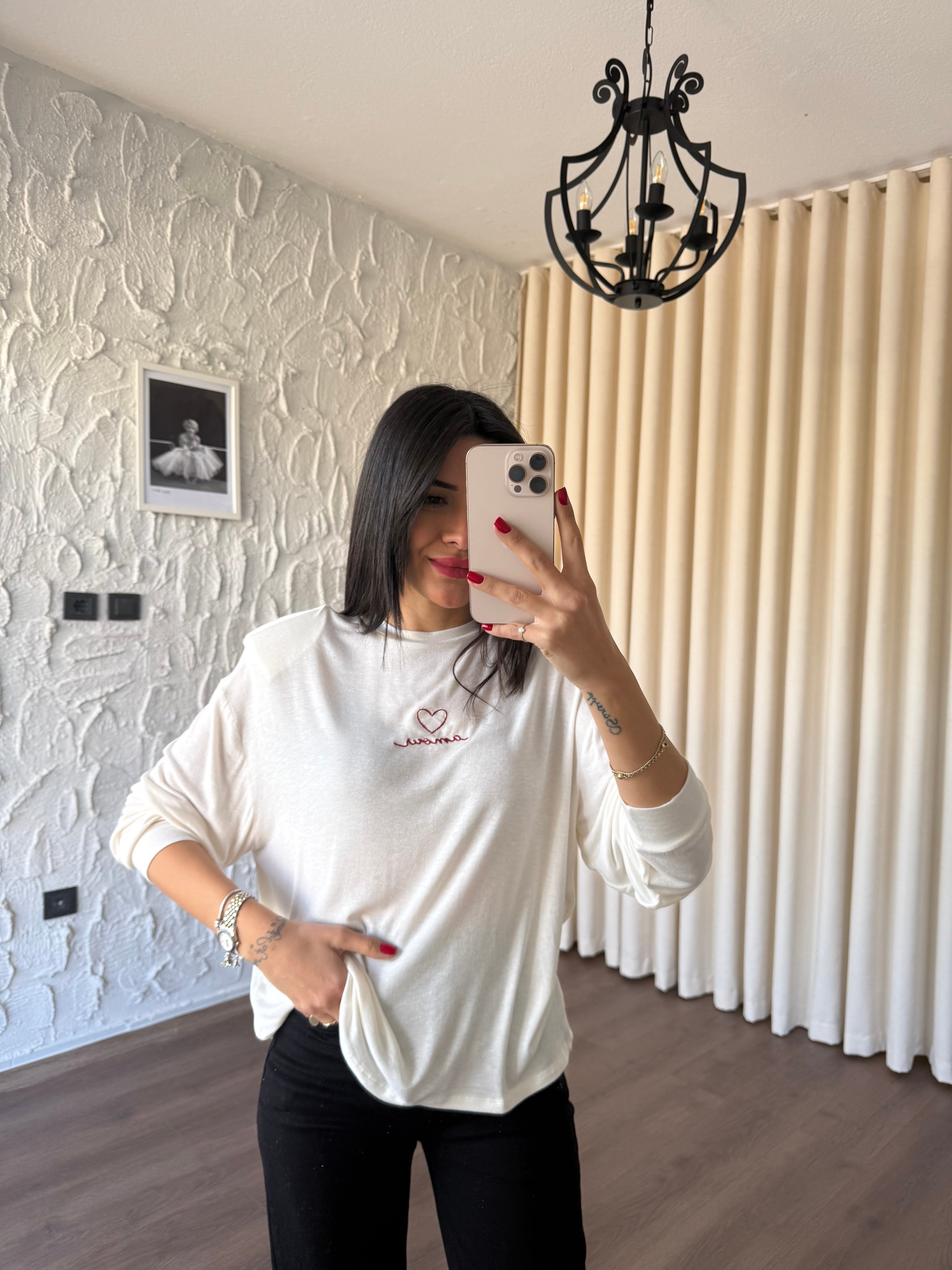 Amour Nakışlı Vatkalı Ekru Bluz