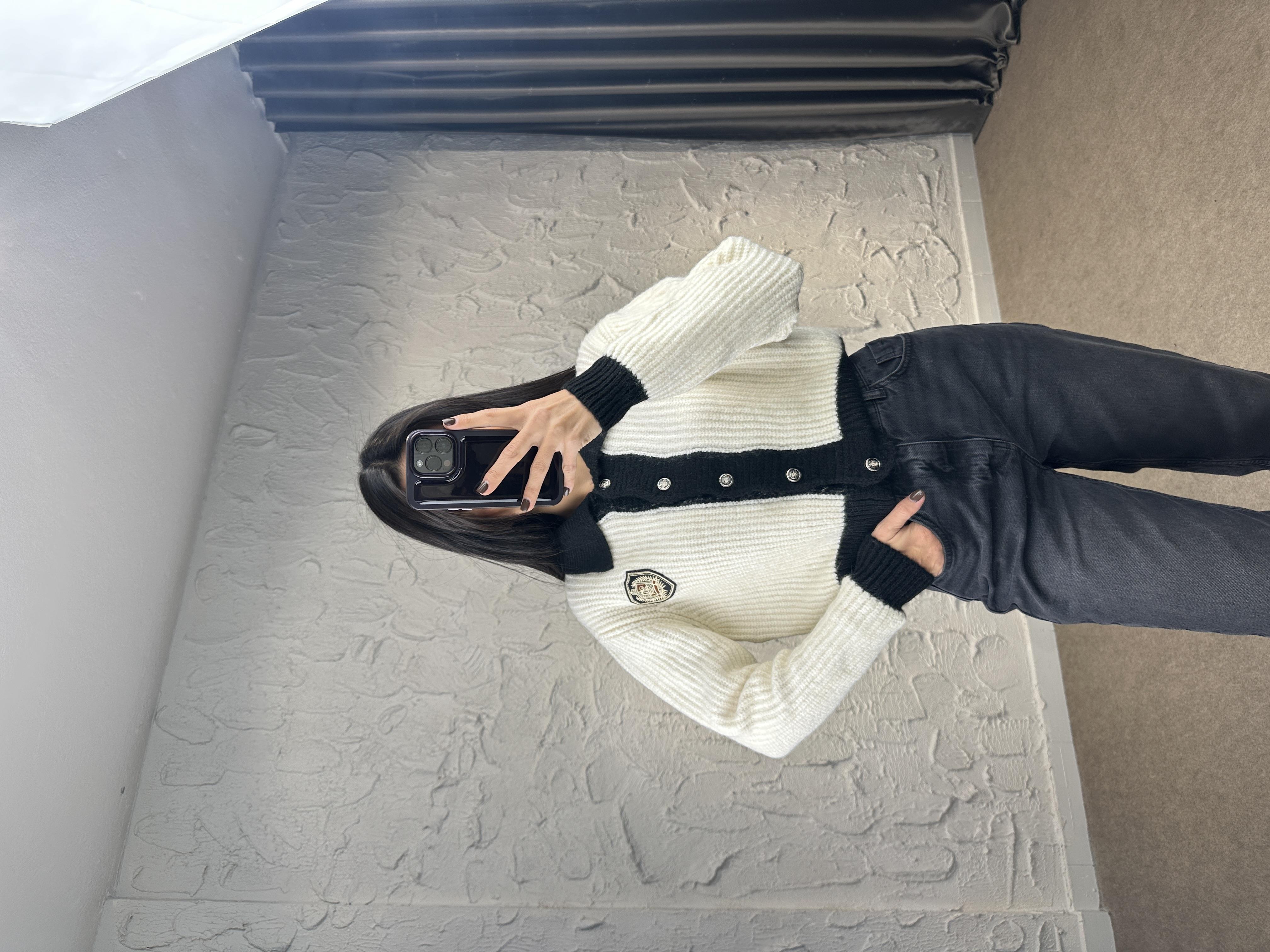 Arma Detay Yakalı Hırka Triko