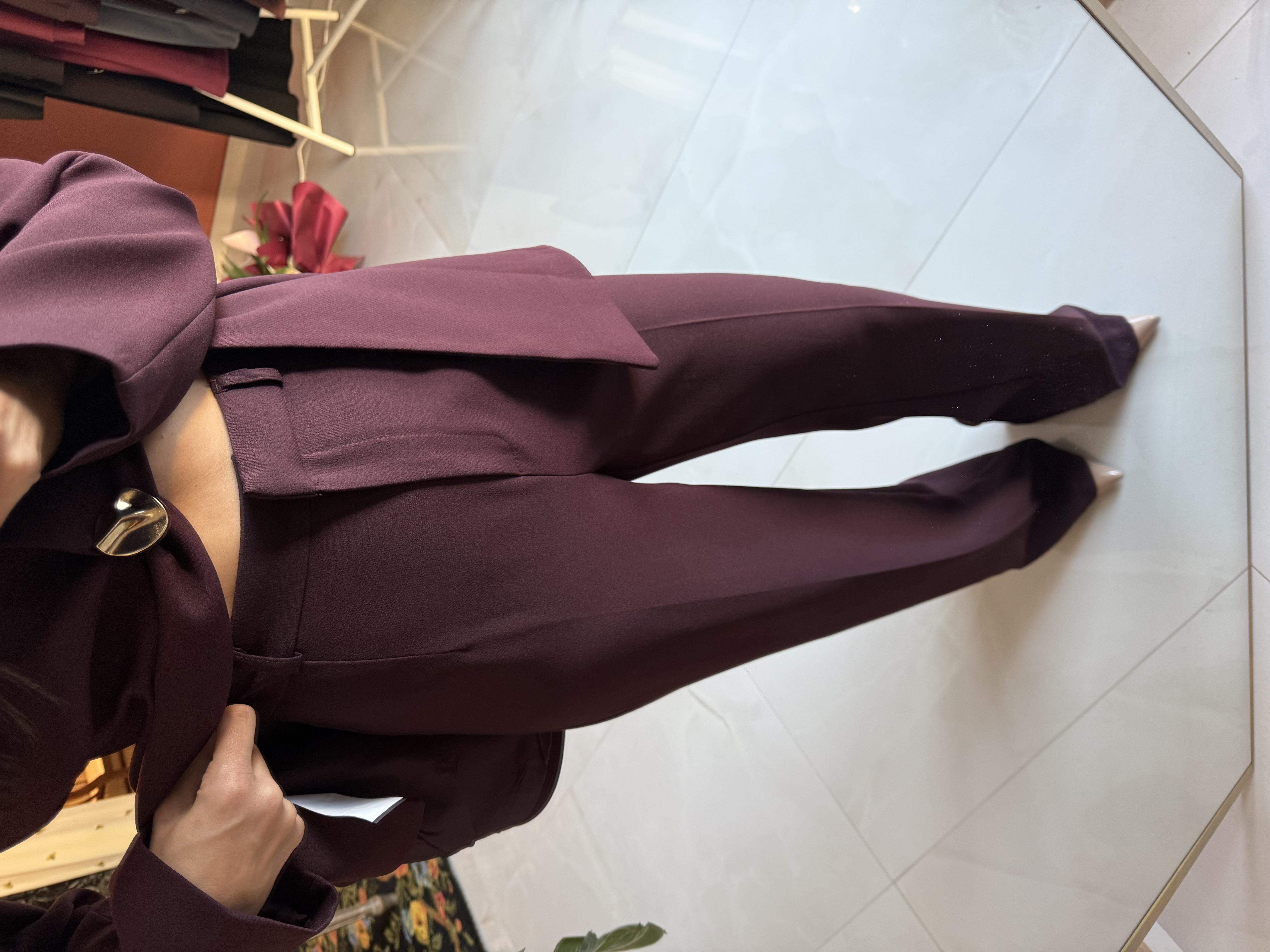 Asimetrik Kesim Mürdüm Blazer Takım · 4