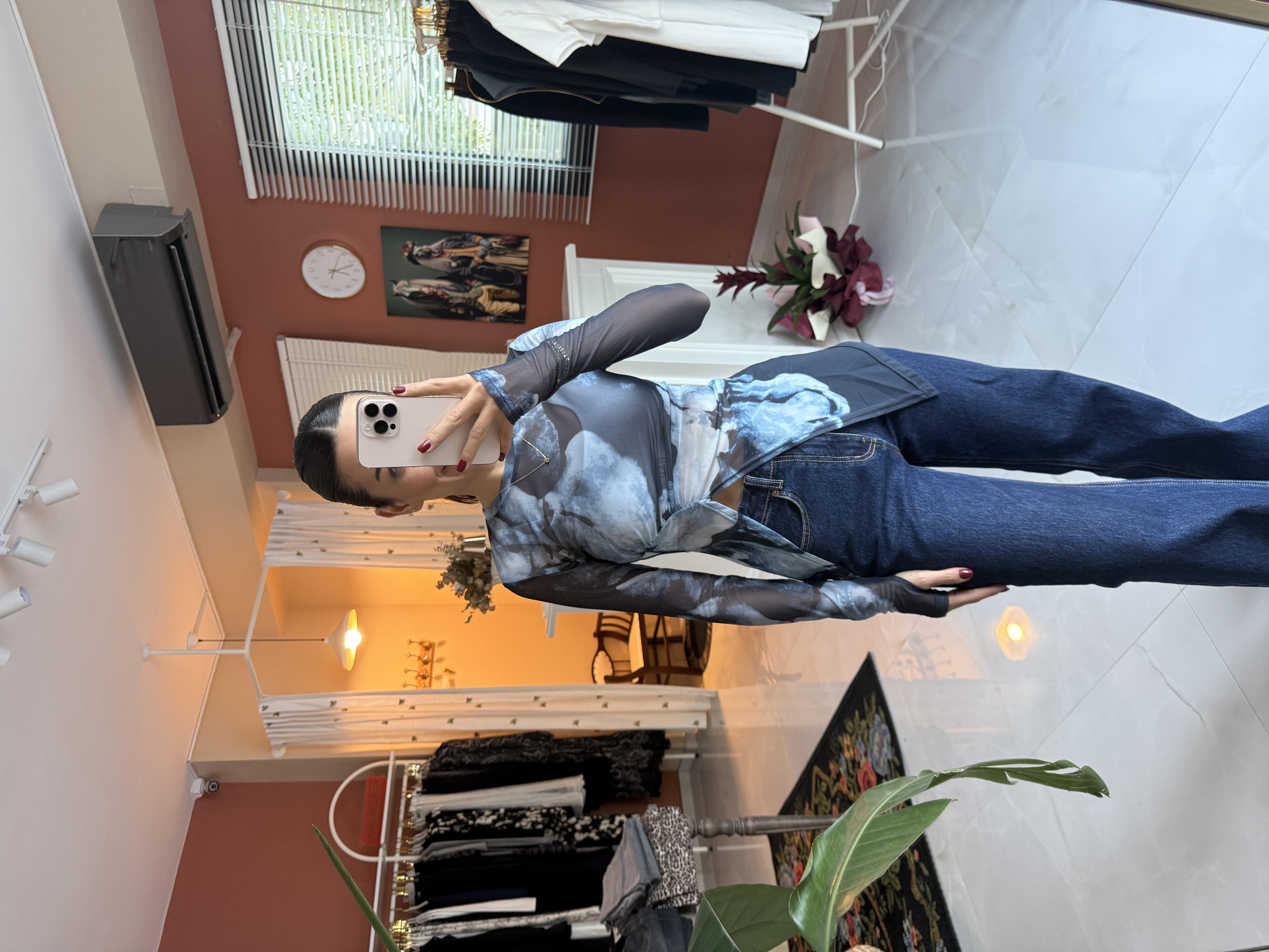 Asimetrik Transparan Lacivert Bluz 