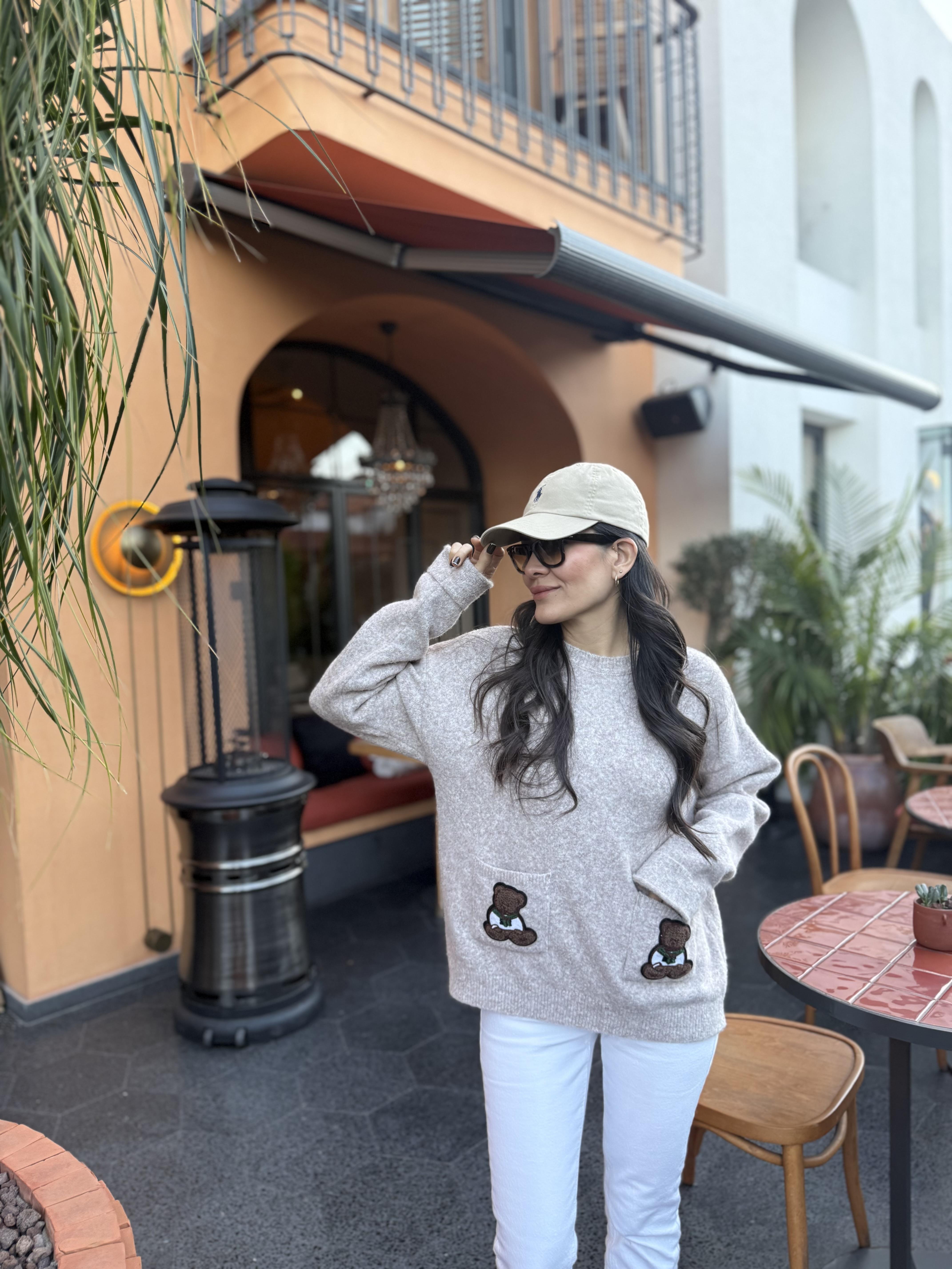 Ayıcık Motifli Cepli Taş Kazak