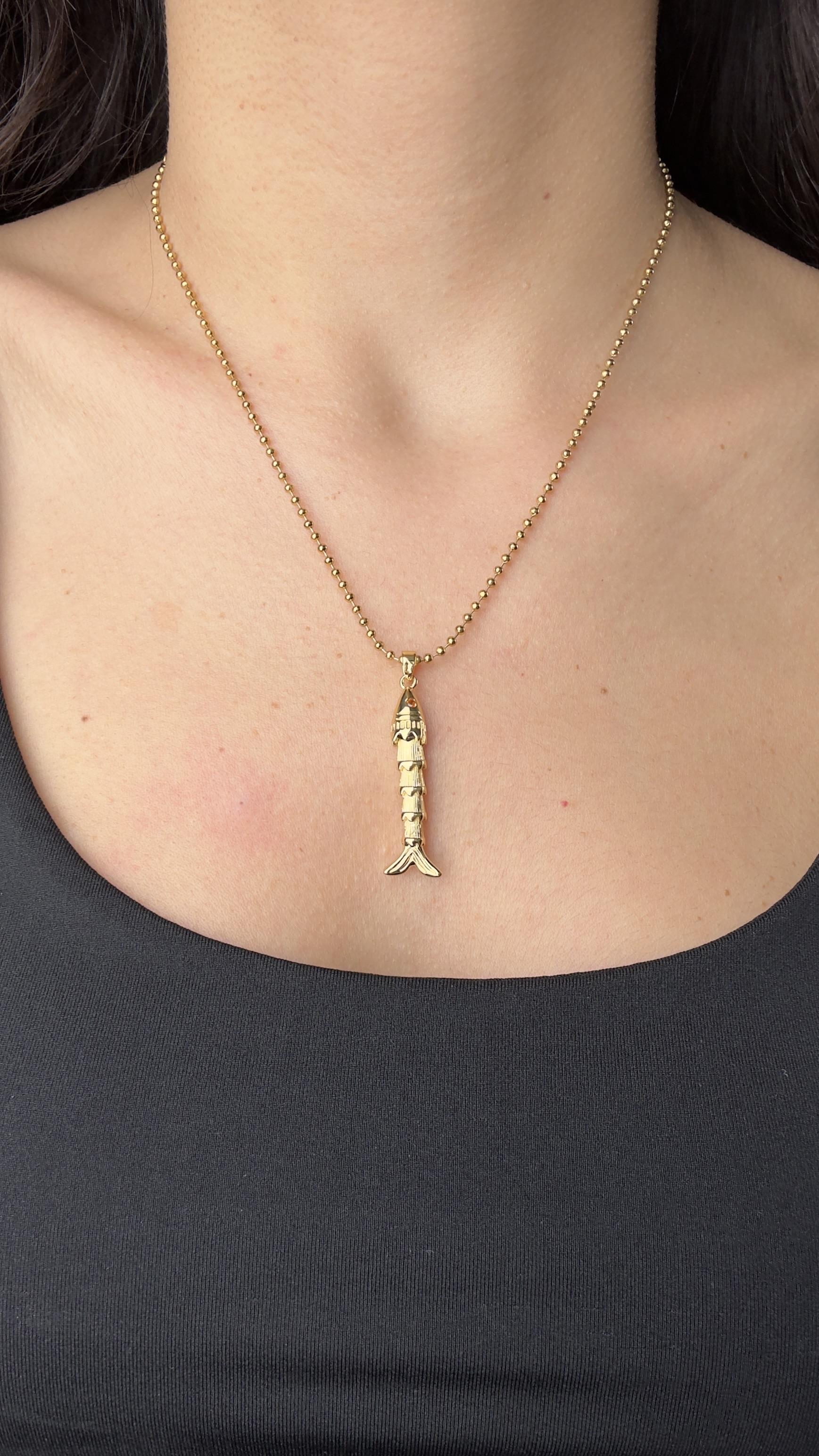 Balık Figürlü Topçuk Kolye