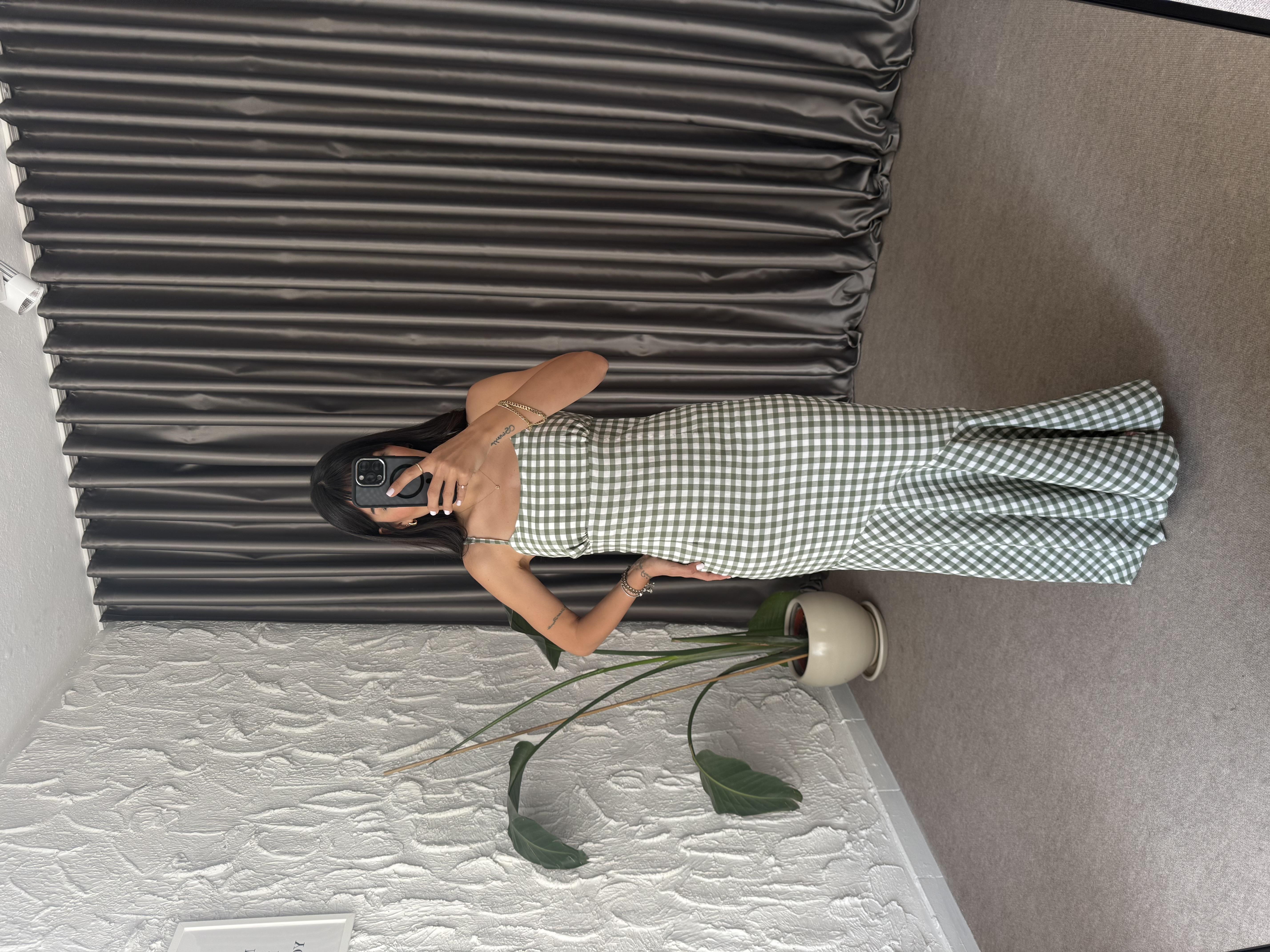 Bella Yeşil Pötikareli Volanlı Elbise