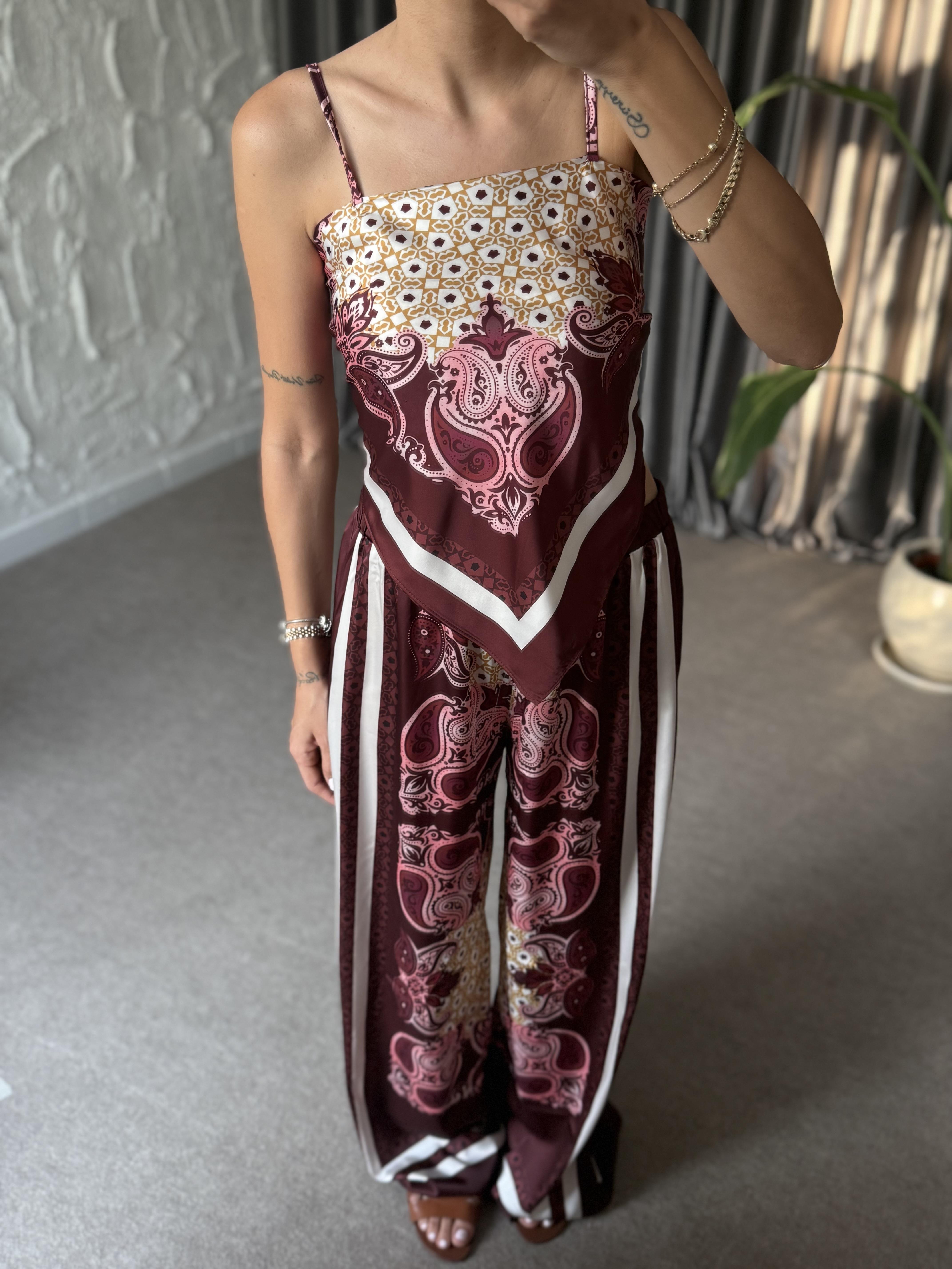 Bordo Desenli Arkadan Bağlamalı Bluz Pantolon · 4