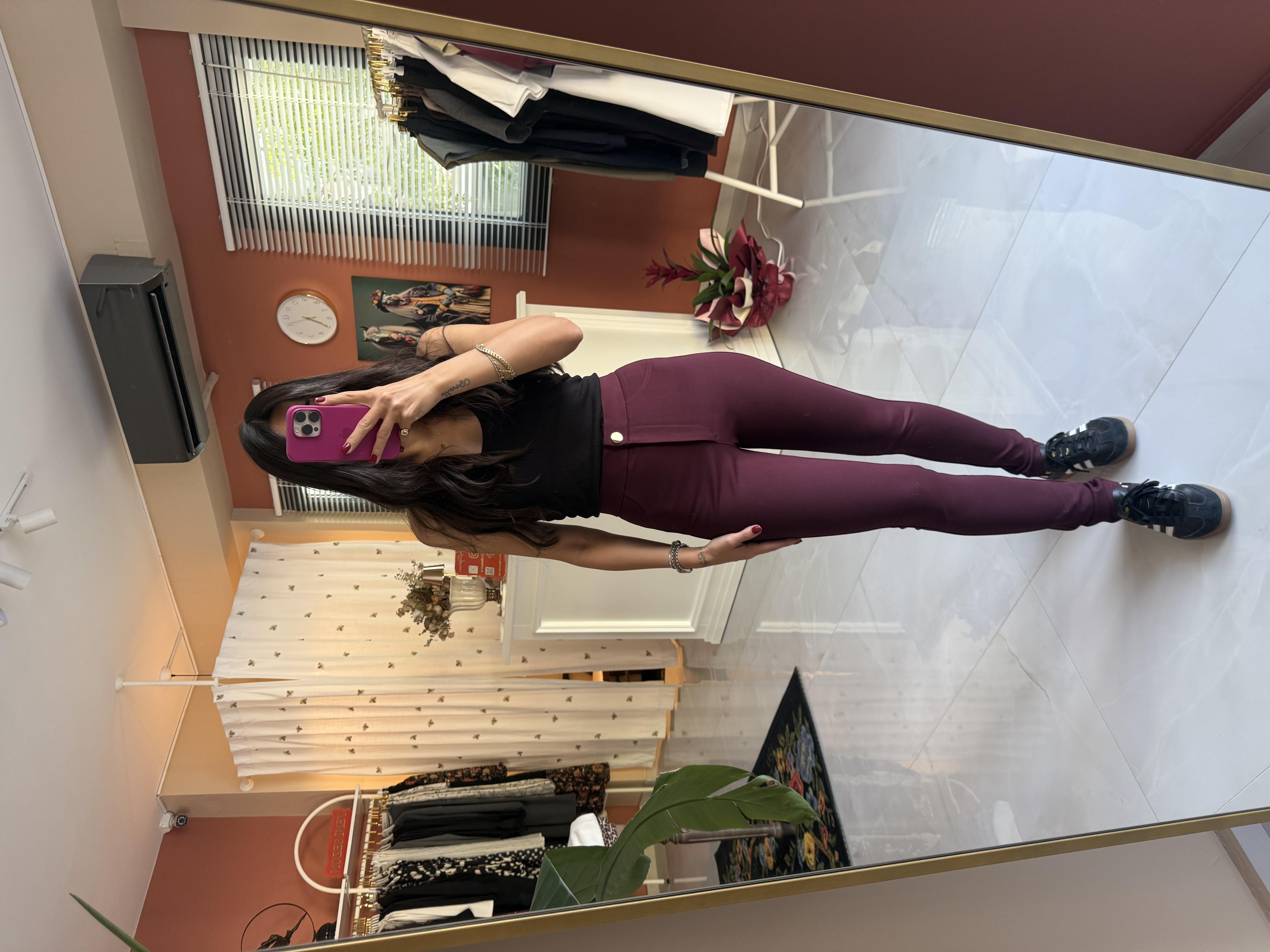 Bordo Gold Düğmeli Tayt Pantolon · 2