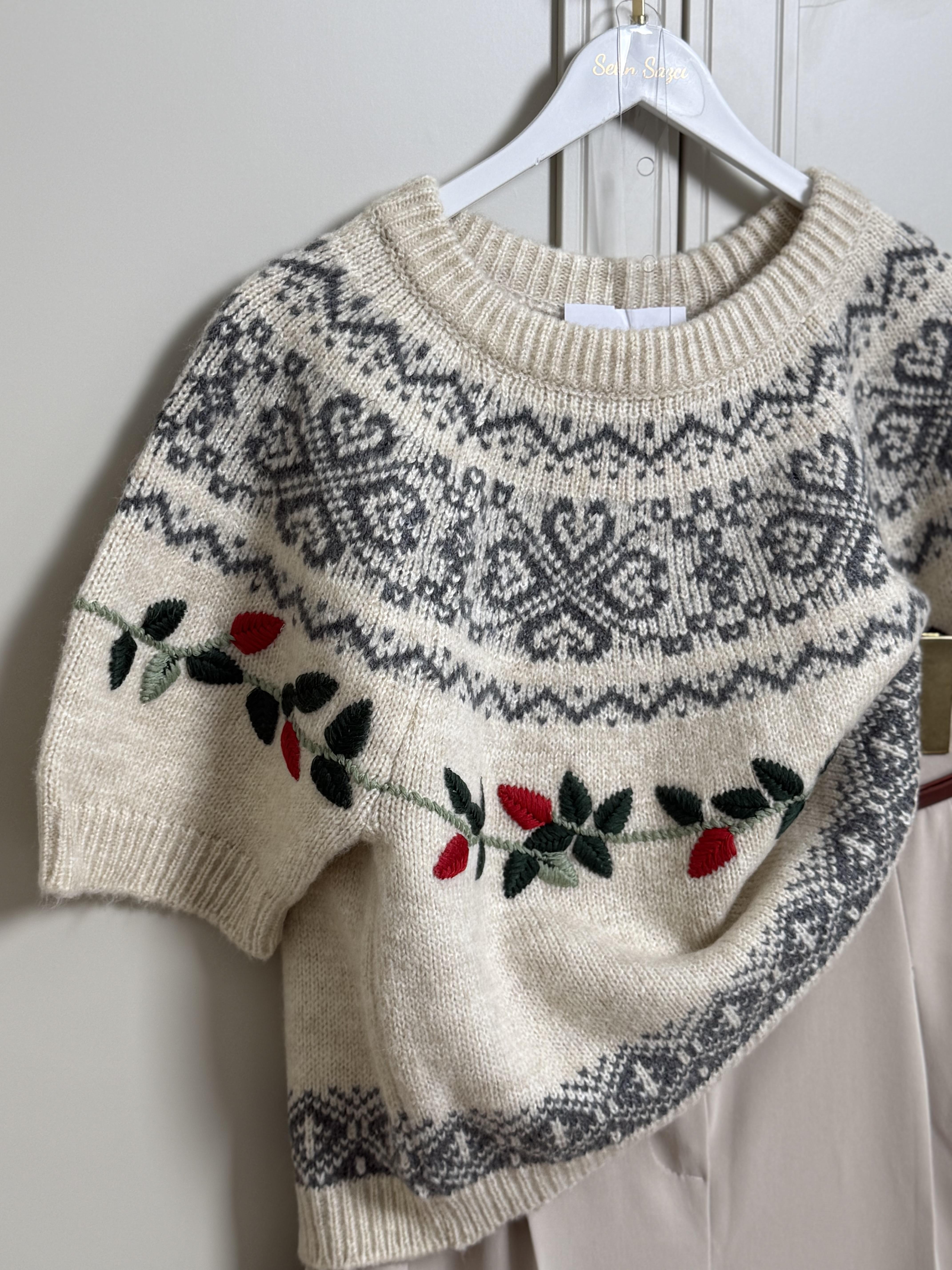 Boreal Nakış İşlemeli Ekru Triko