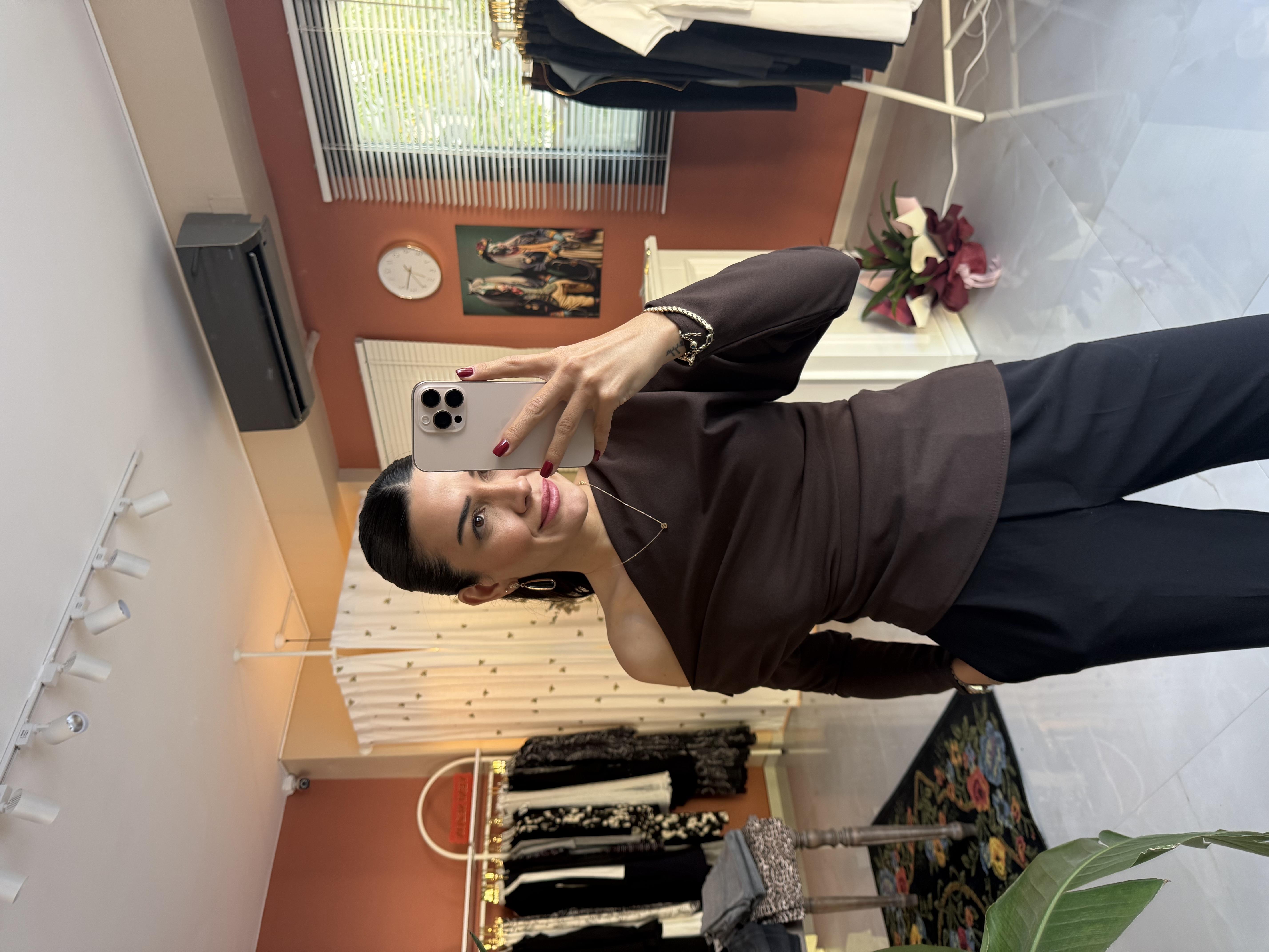 Düşük Omuz Drape Detaylı Kahverengi Bluz