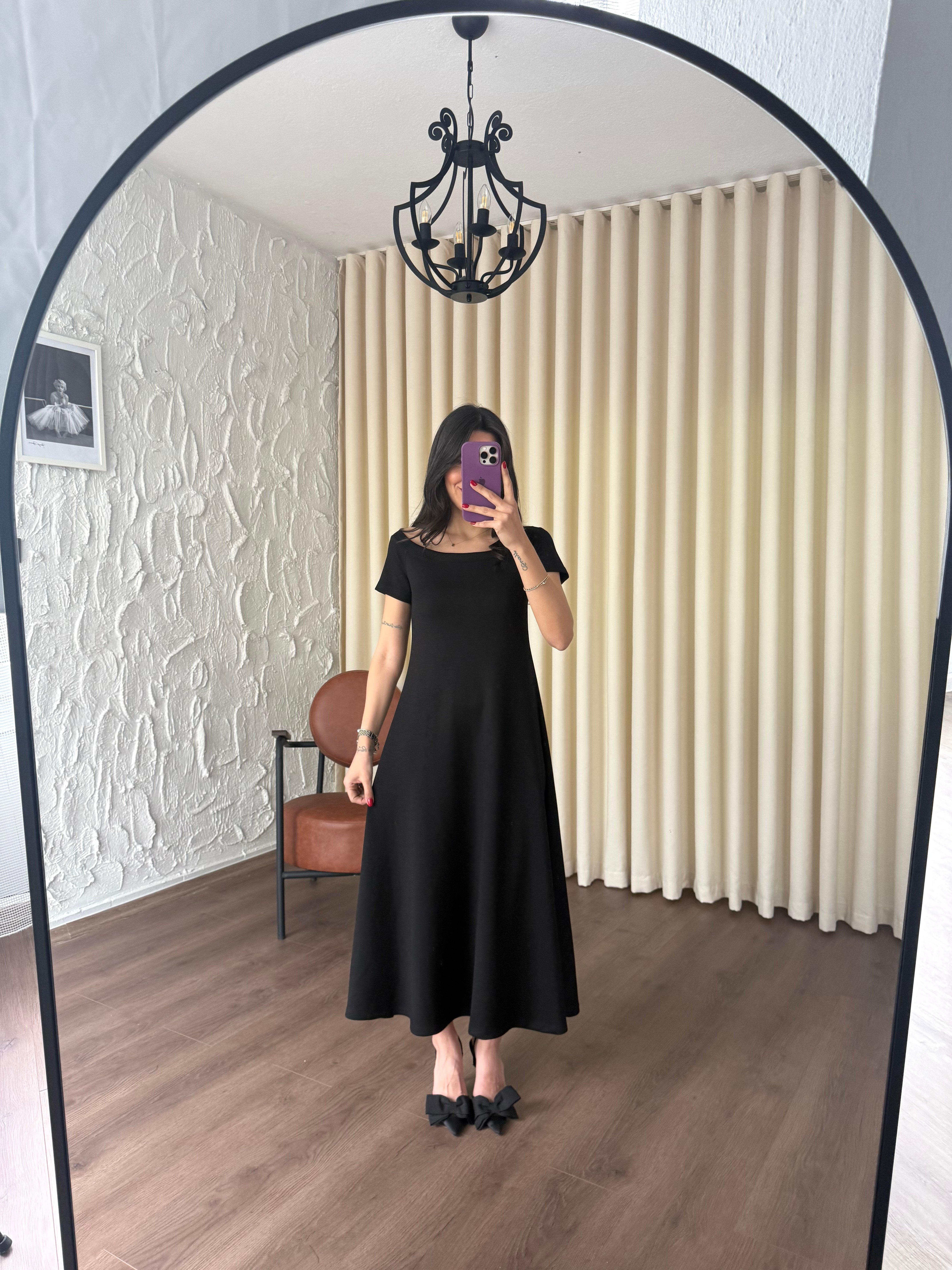 Grace Madonna Yaka Siyah Elbise