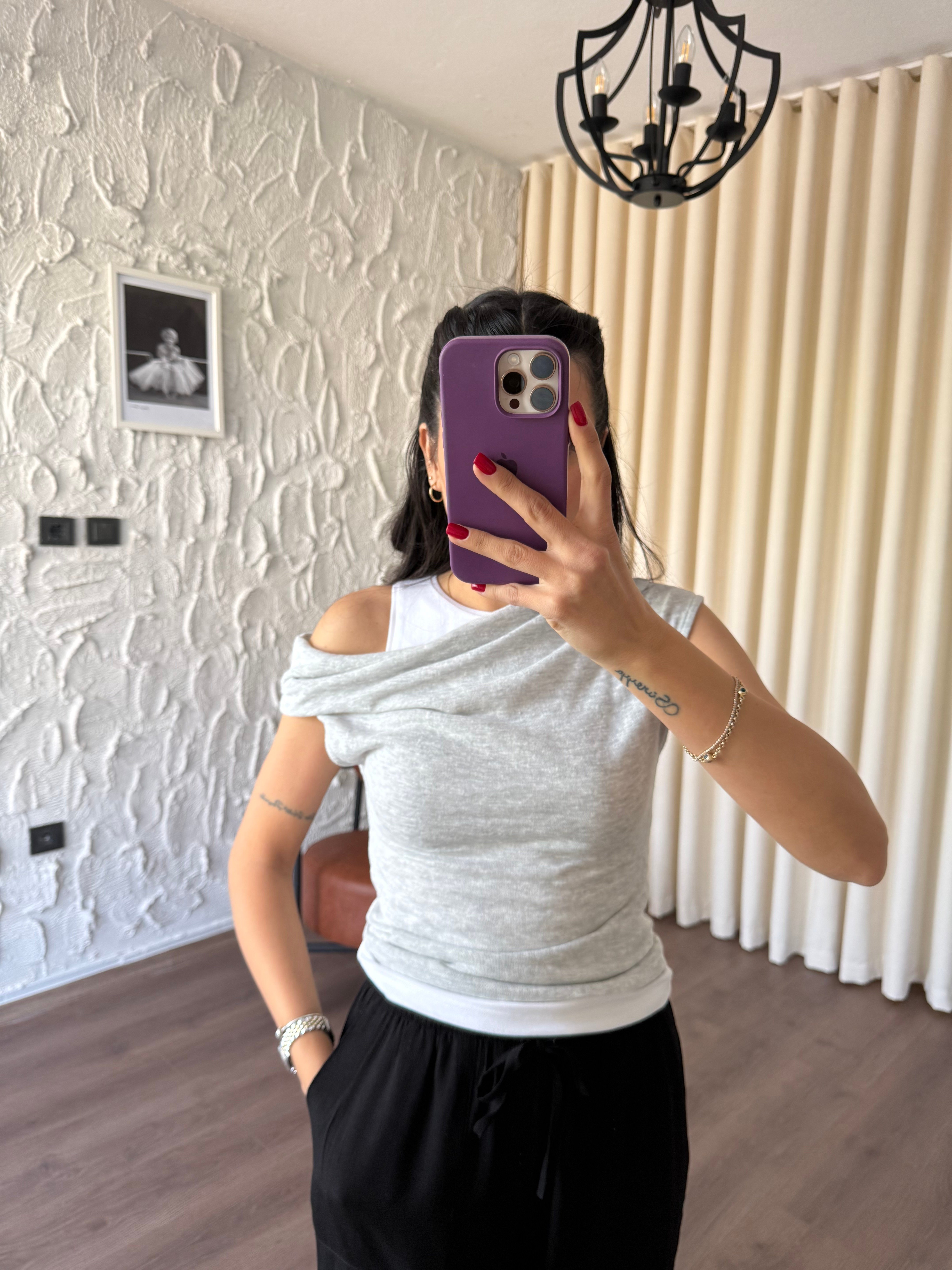 Gri Beyaz İkili Bluz