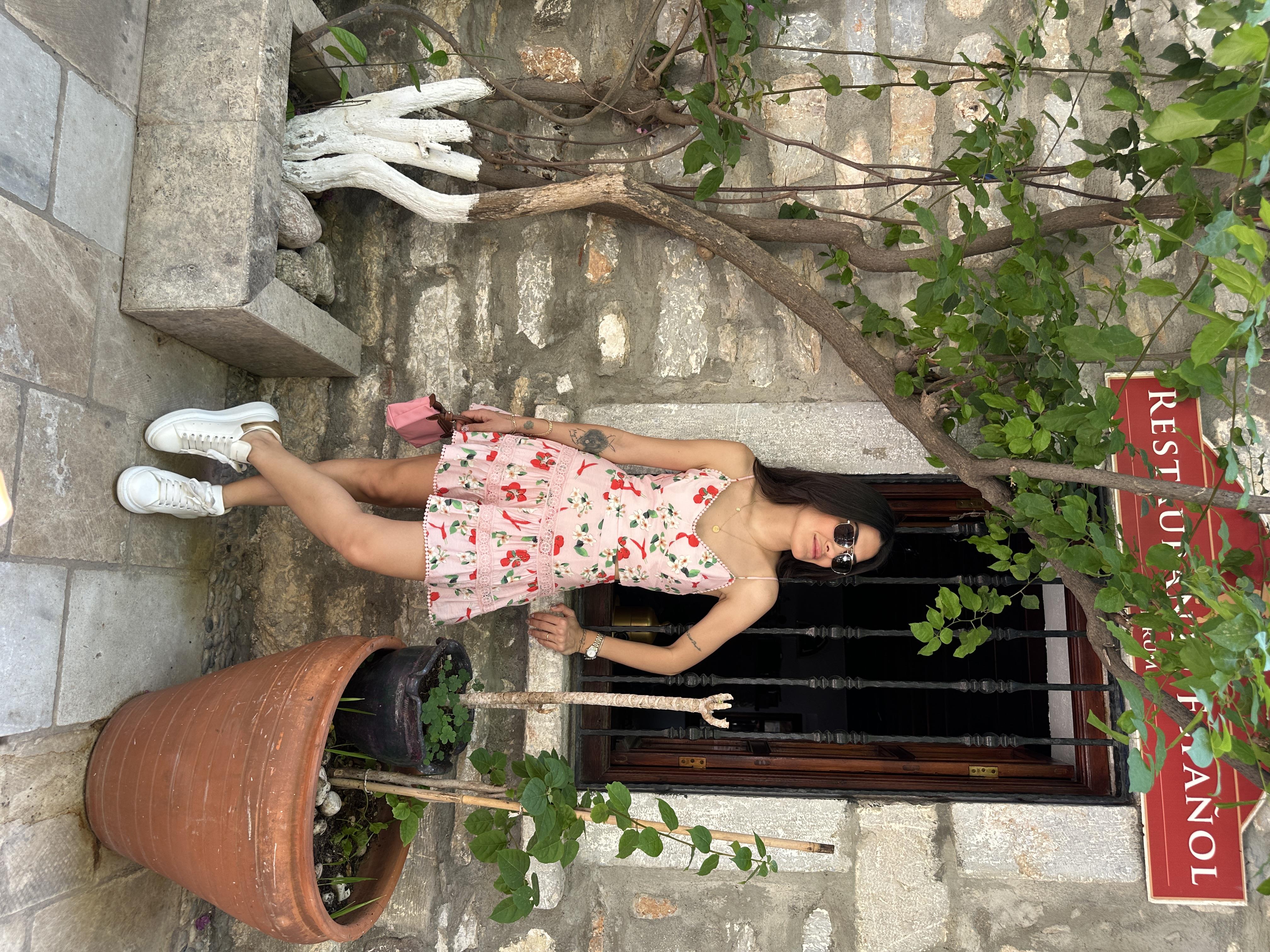 Güpür Detaylı Floral Şort Etek - Bluz · 4