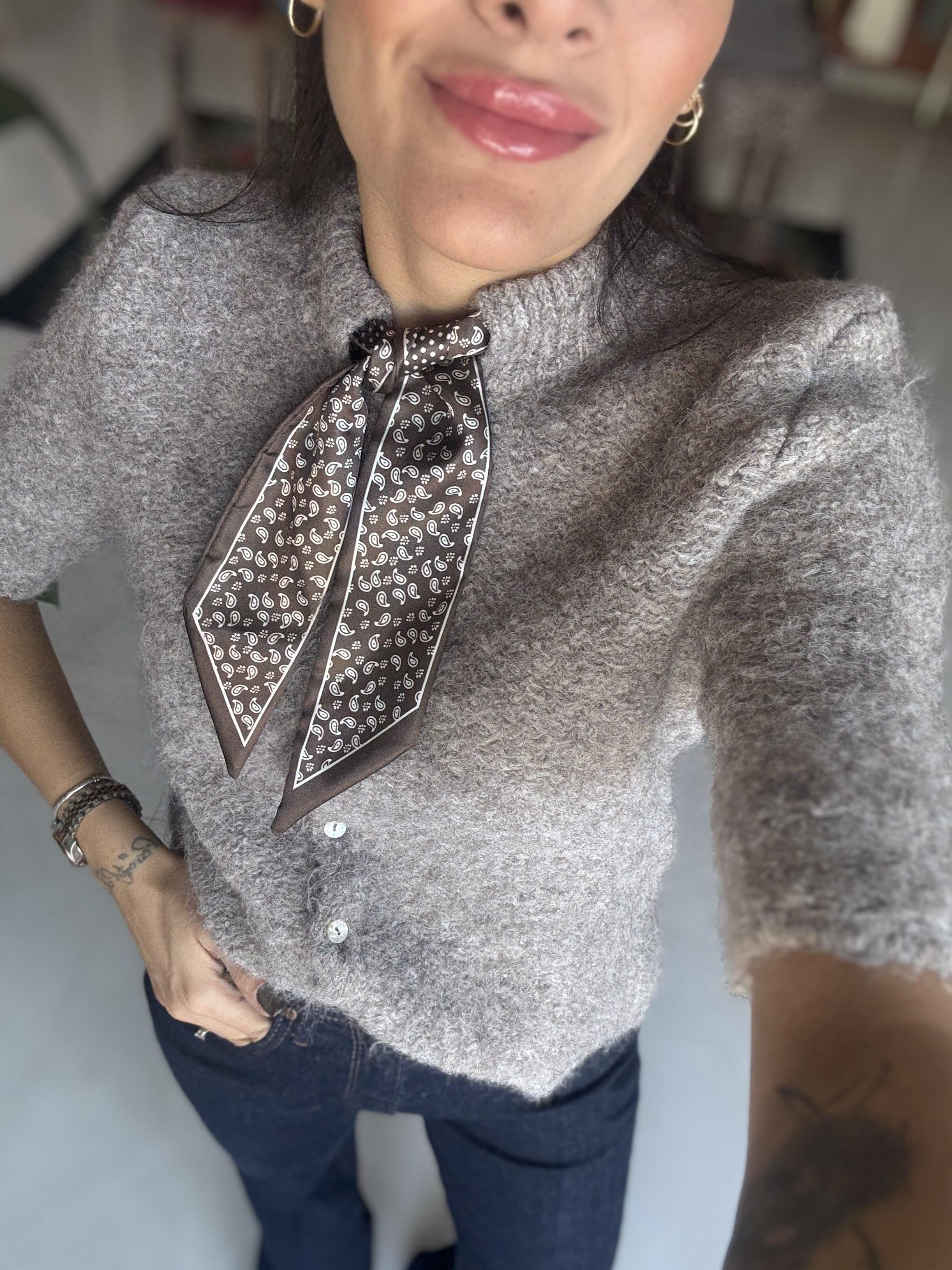 Helsinki Fularlı Vizon Triko Hırka