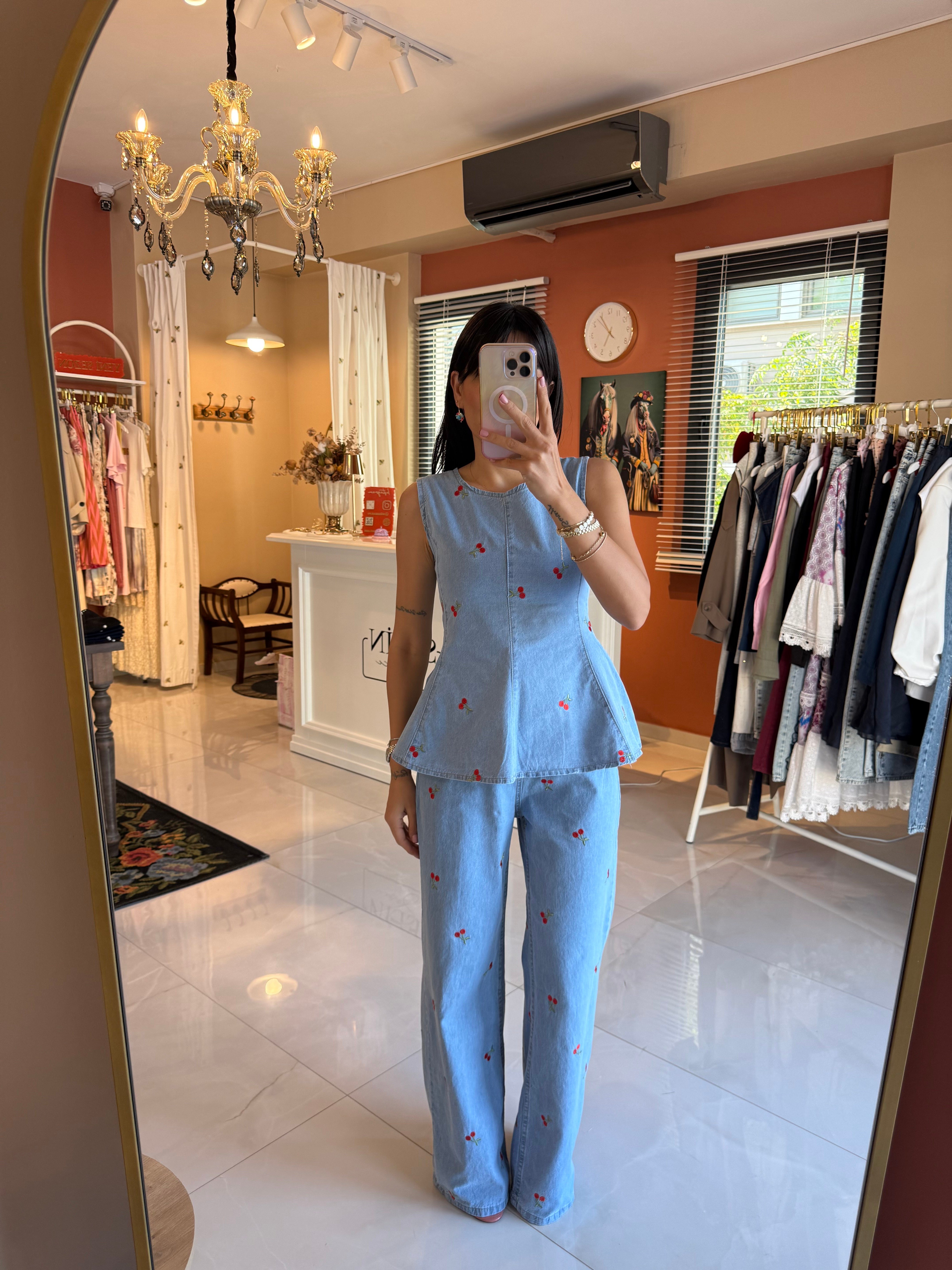 Kiraz Nakışlı Mavi Denim Takım