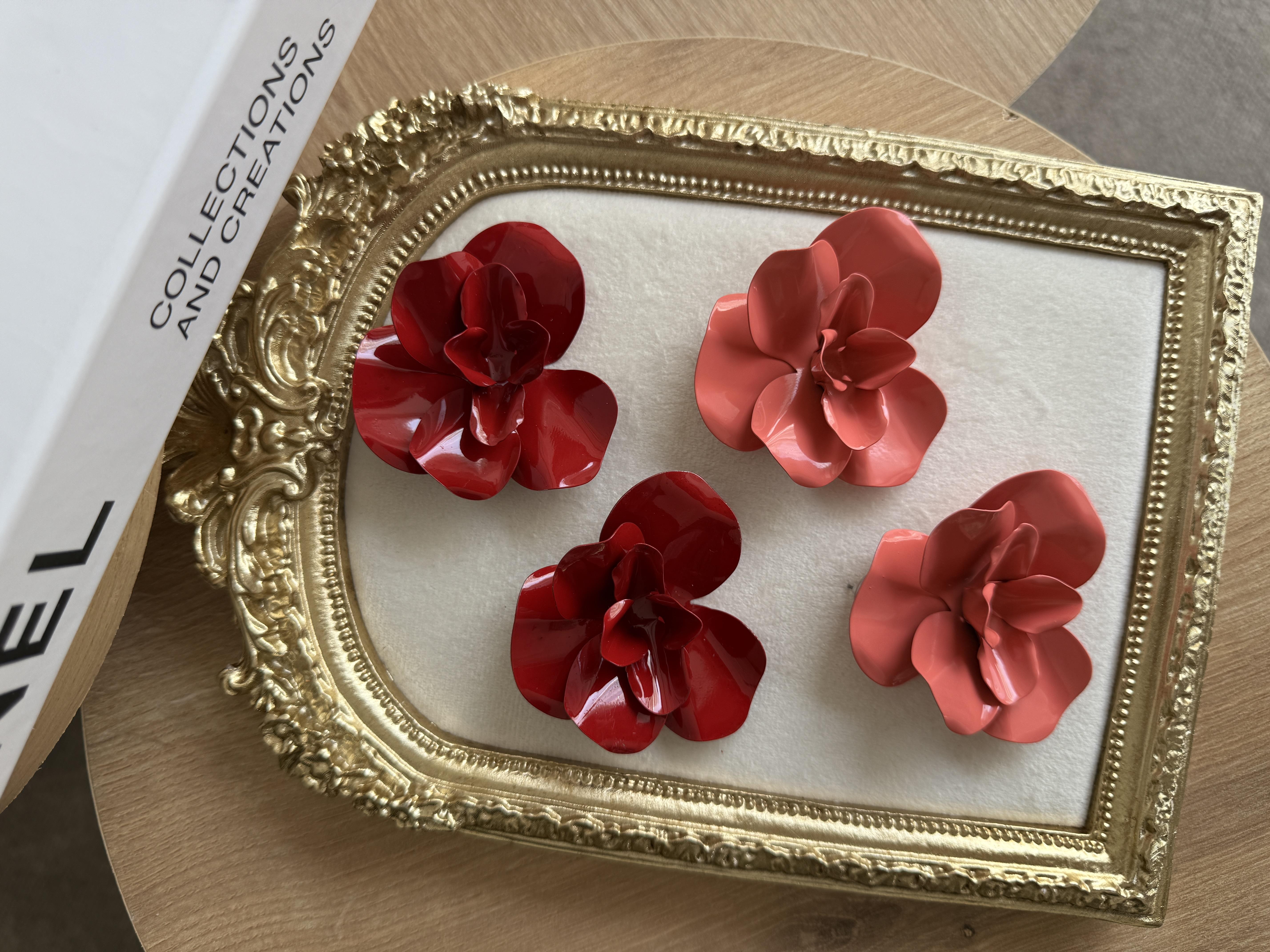 Kiremit Marka Model Çiçek Küpe