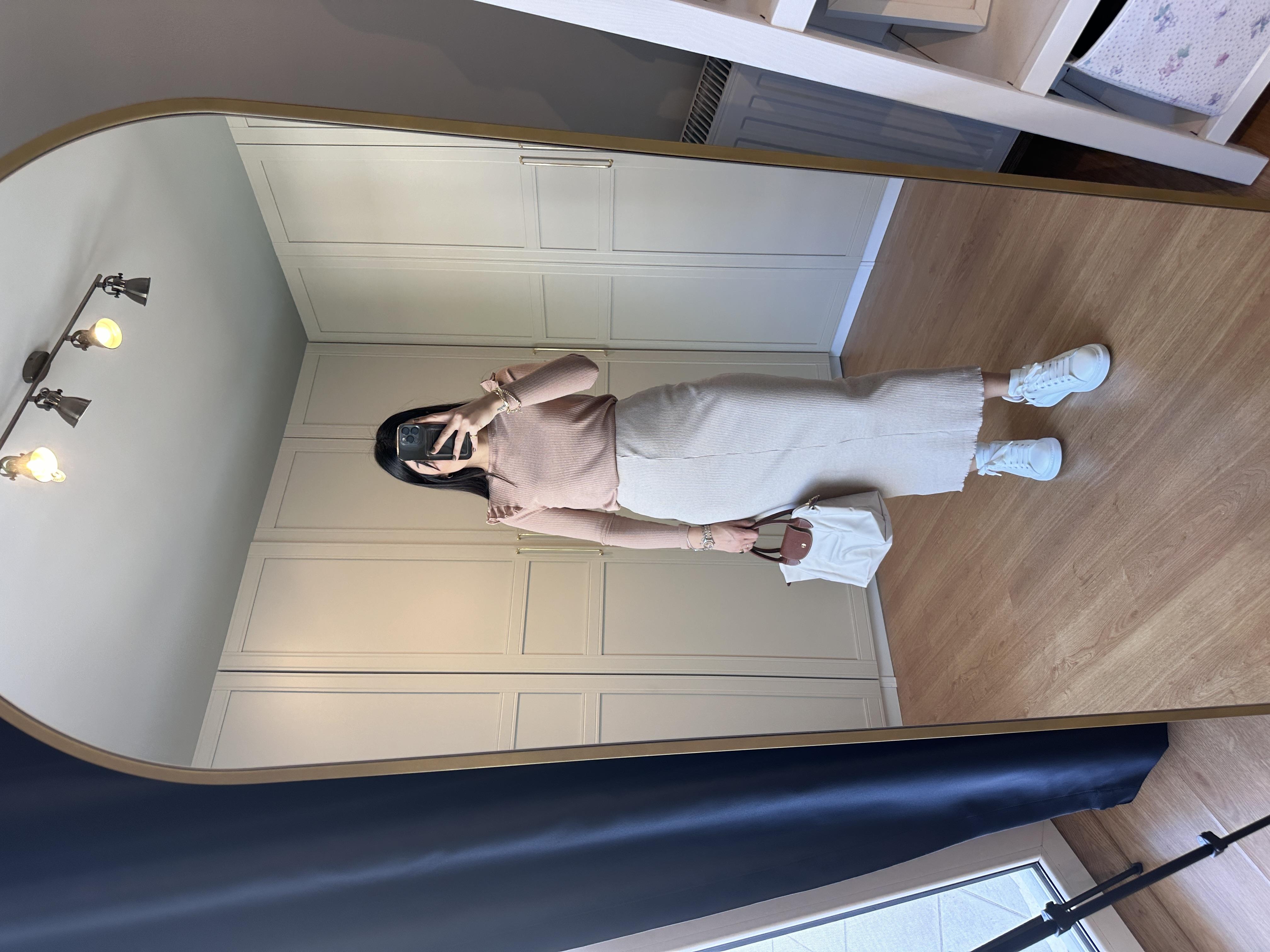 Kirli Beyaz Önden Dikiş Detaylı Midi Etek