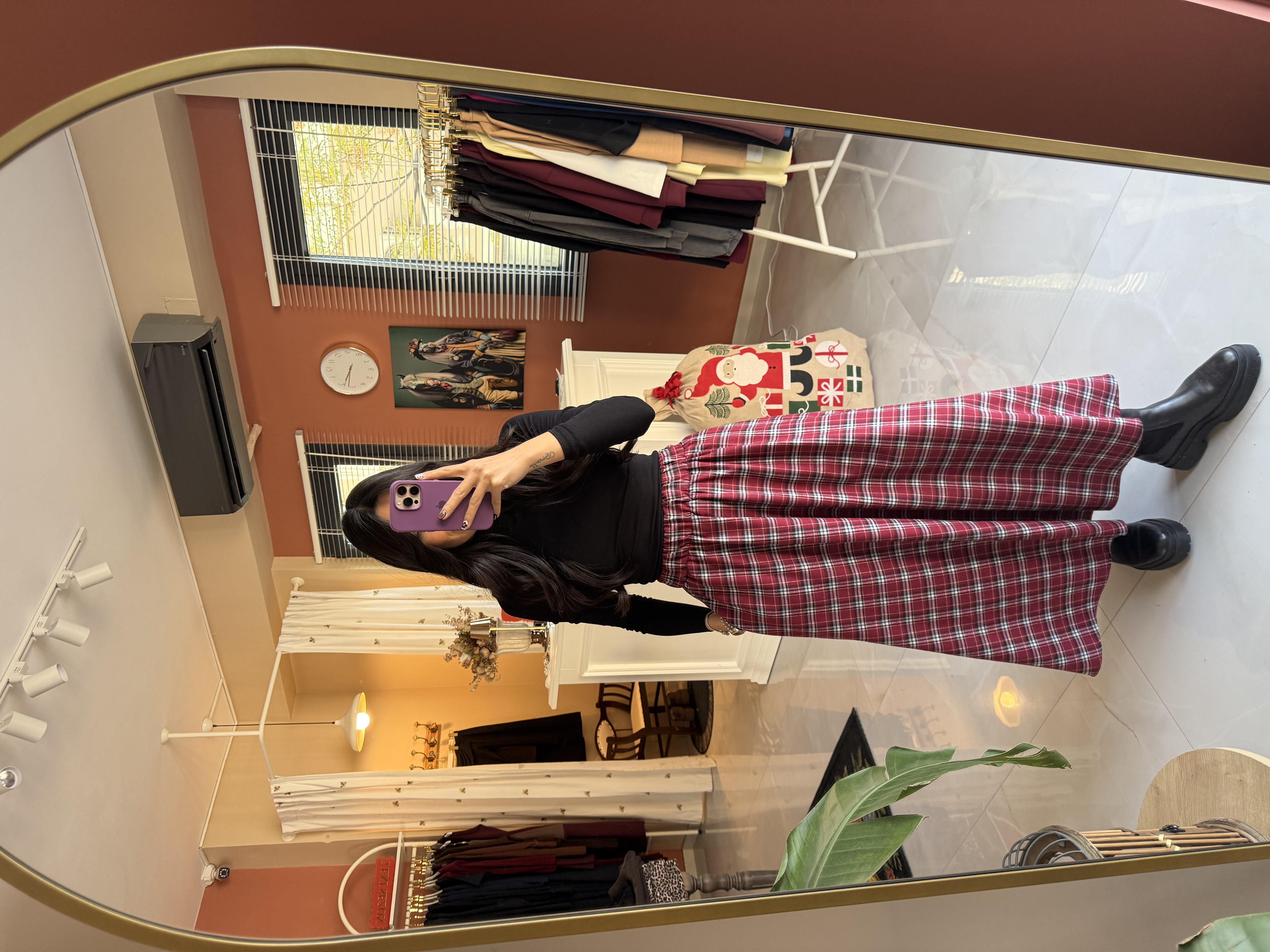 Kırmızı Ekose Desenli Cepli Etek