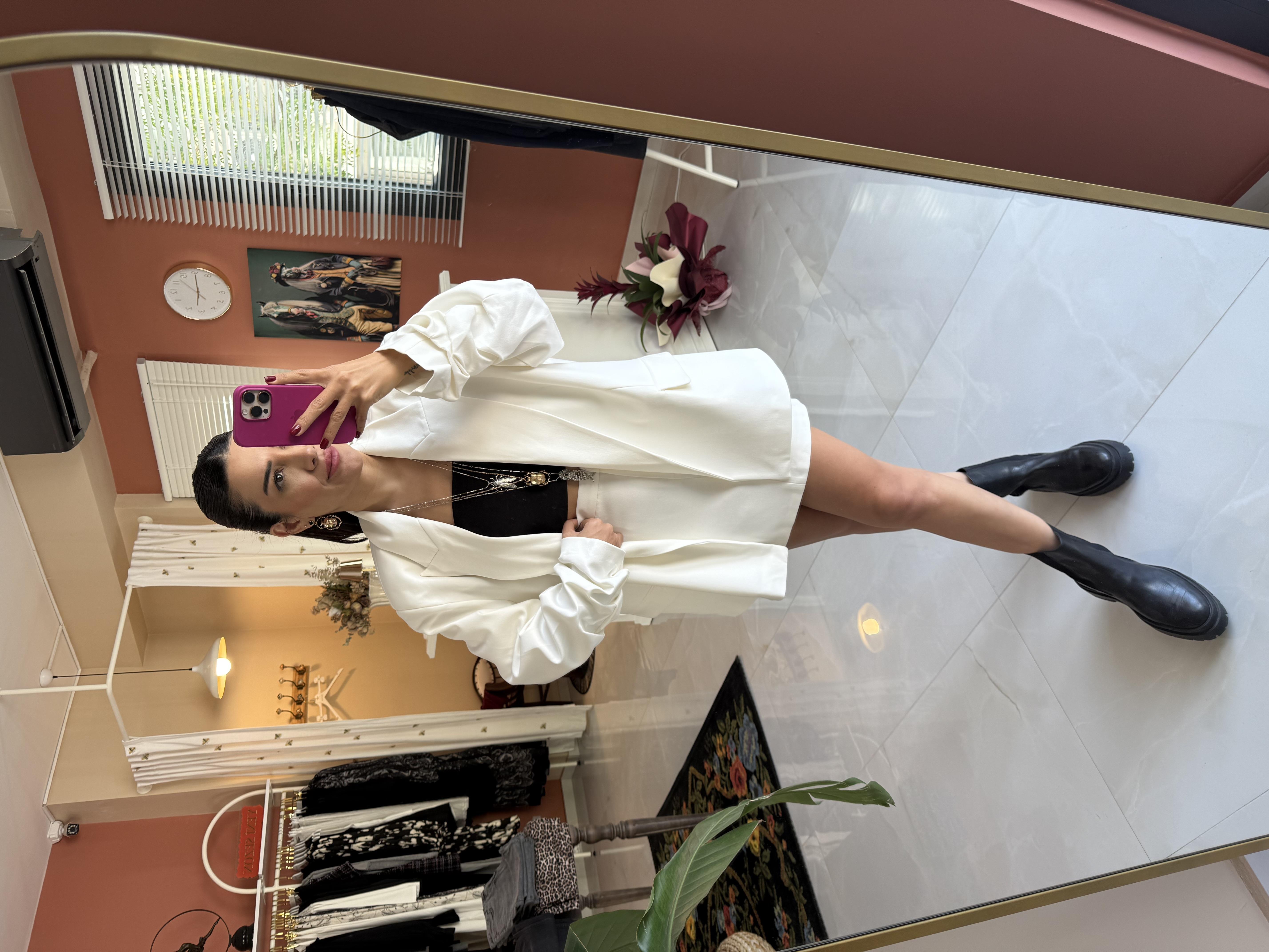 Kolu Büzgülü Oversize Ceket Şort Etek - Ekru