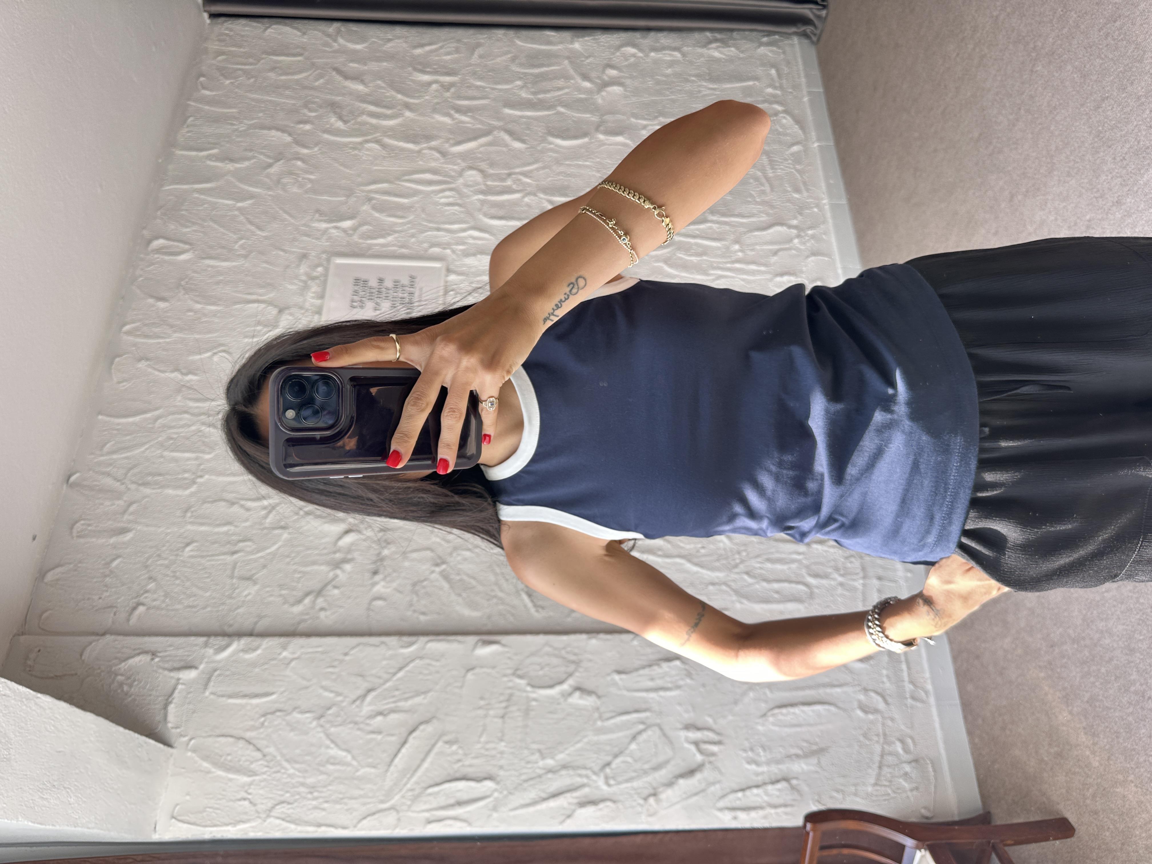 Lacivert Biyeli Kolsuz Body