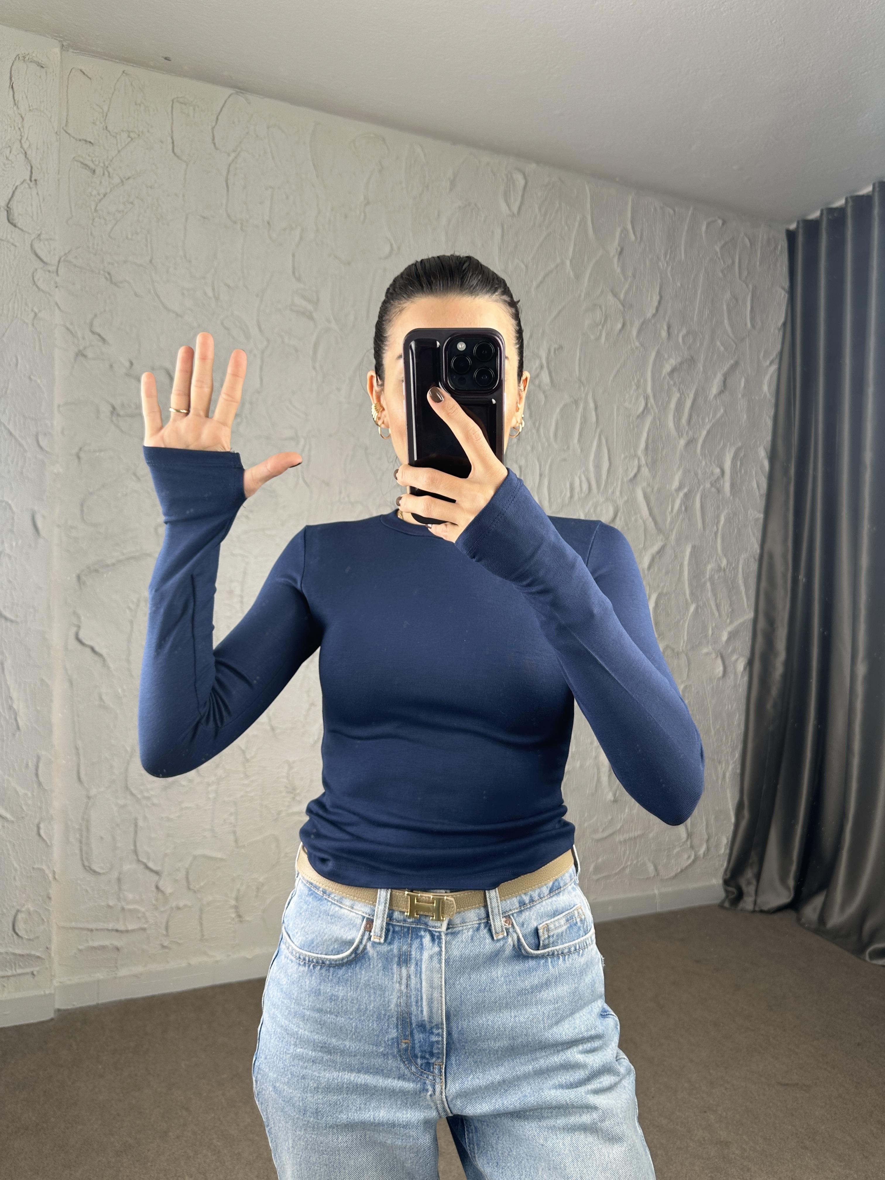 Lacivert Parmak Geçmeli Body