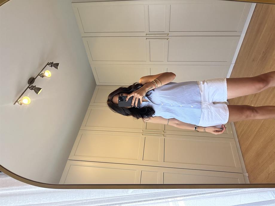 Mavi Beyaz Çizgili Kolsuz Gömlek