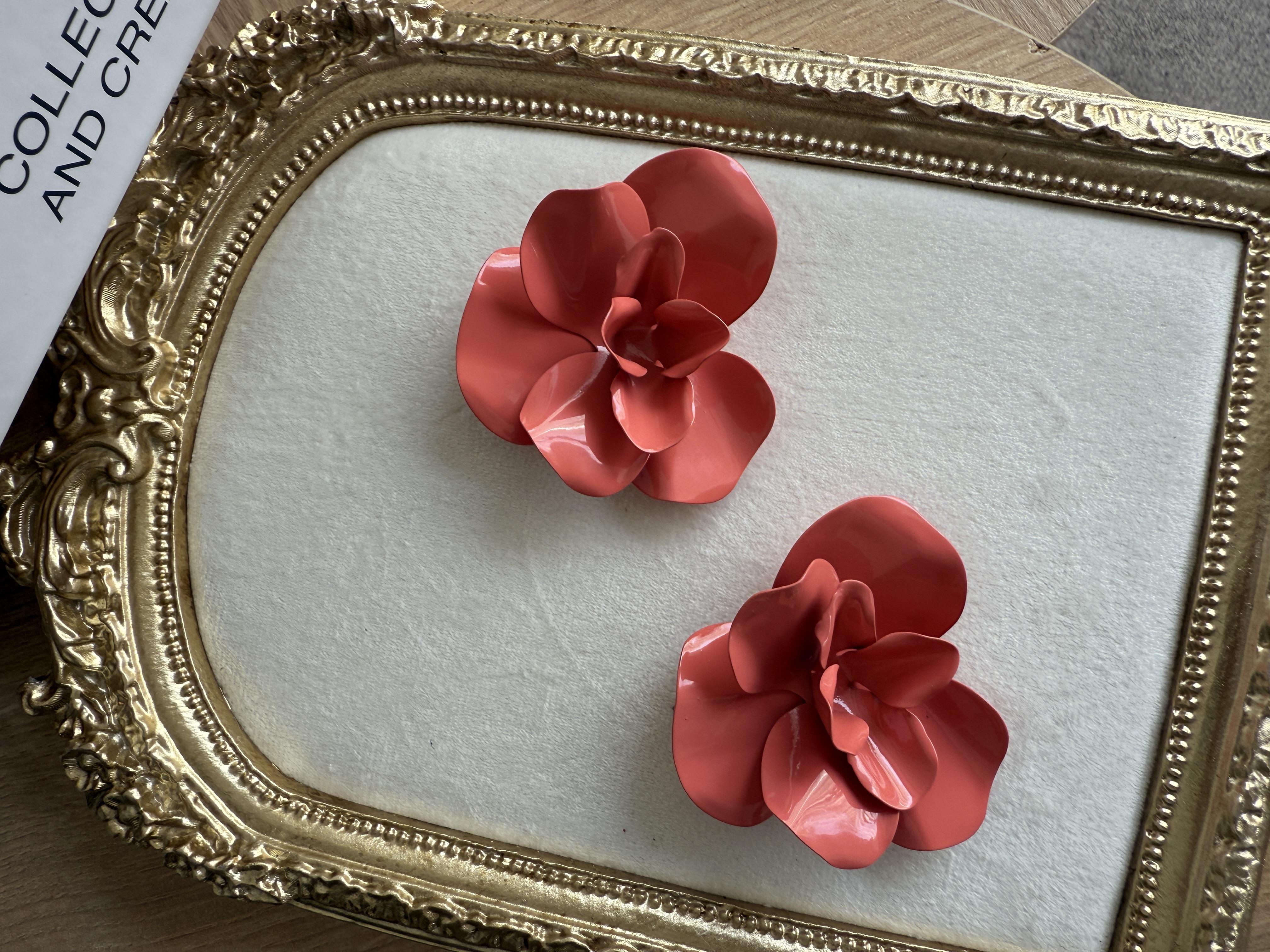 Nar Çiçeği Marka Model Çiçek Küpe · 3