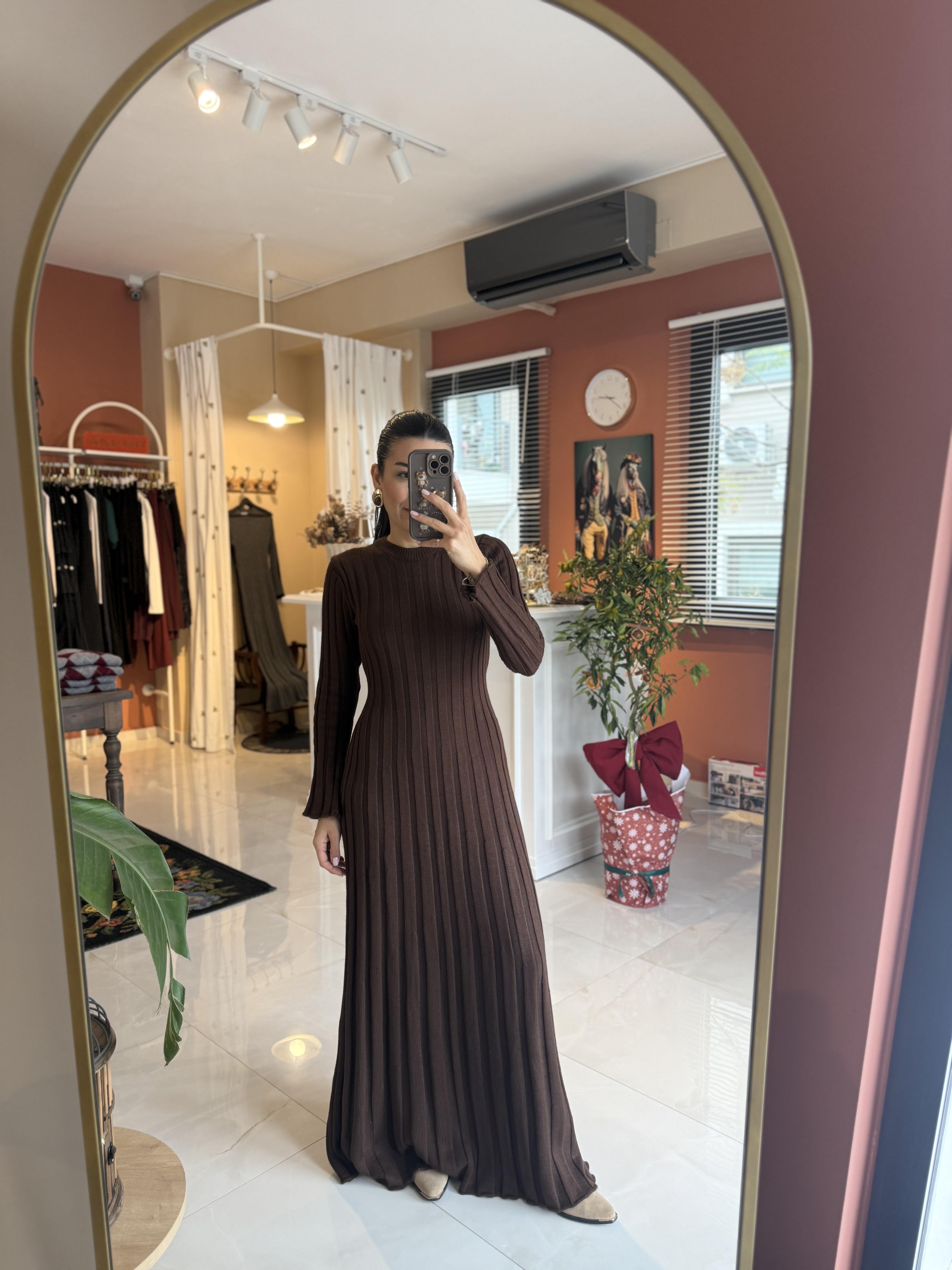 Nova Kahverengi Triko Elbise