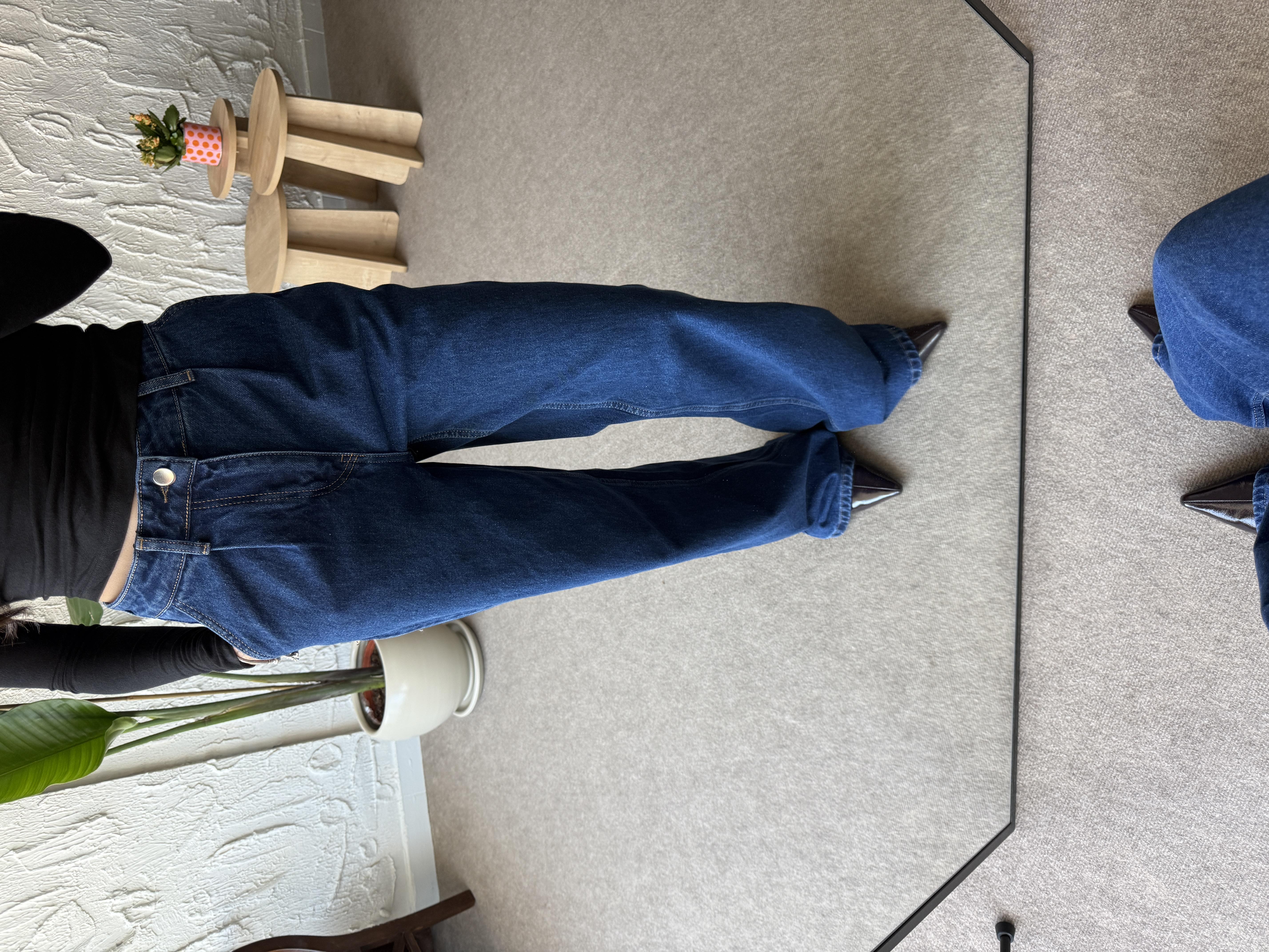 Önden Pile Detaylı Denim Pantolon