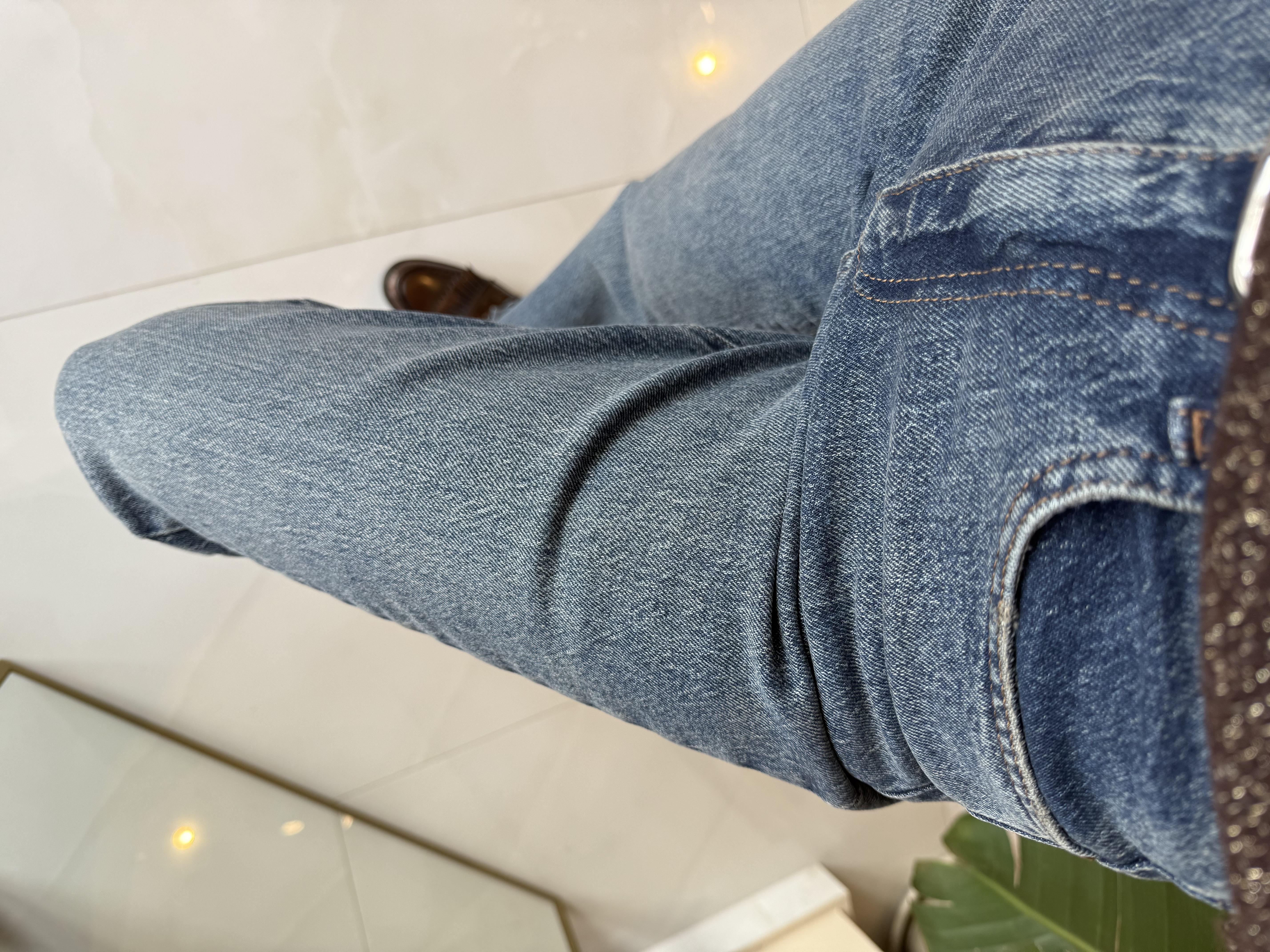 Paçası Kesik Kemerli Mavi Tint Jean Pantolon · 9