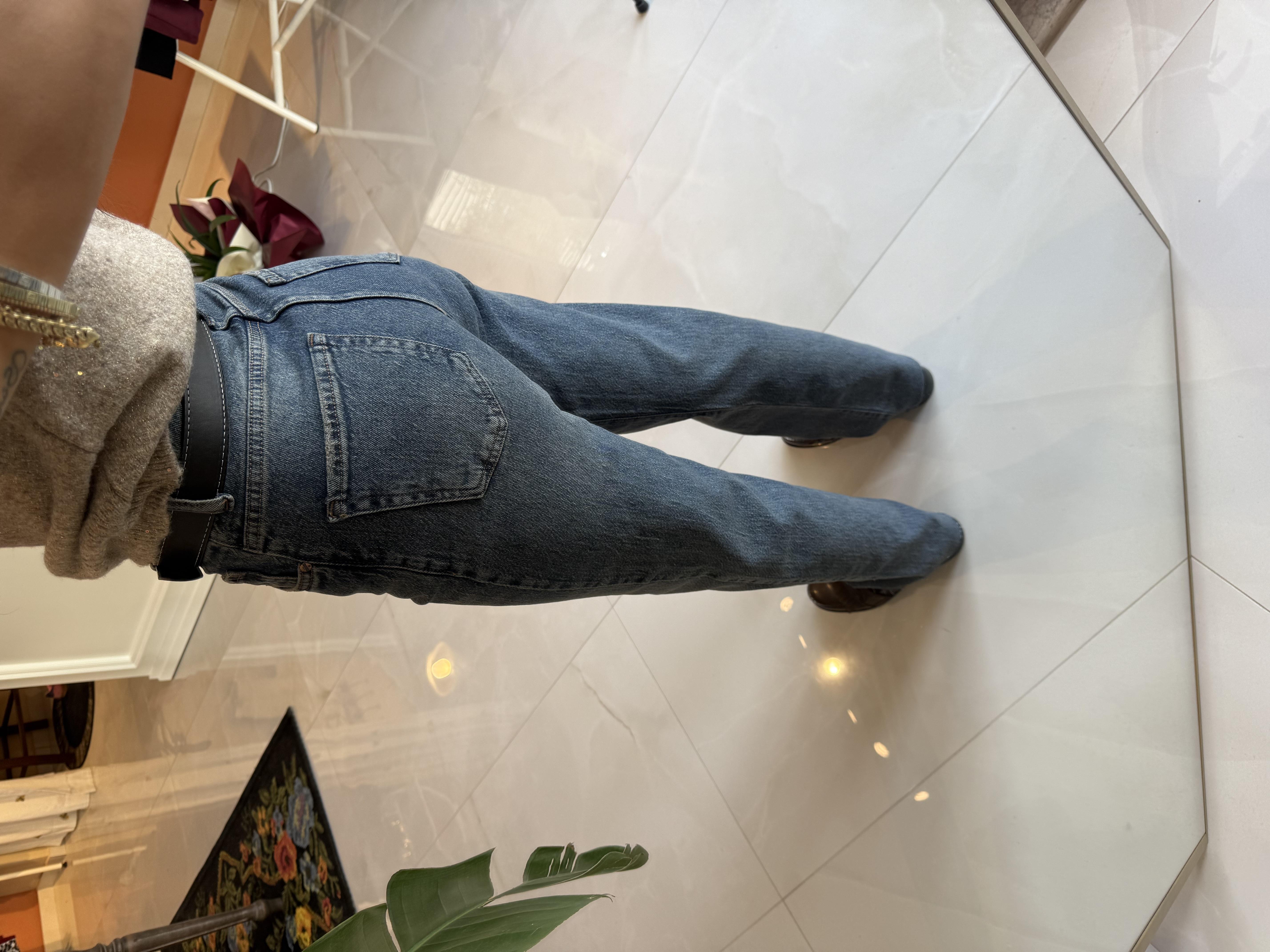 Paçası Kesik Kemerli Mavi Tint Jean Pantolon · 7