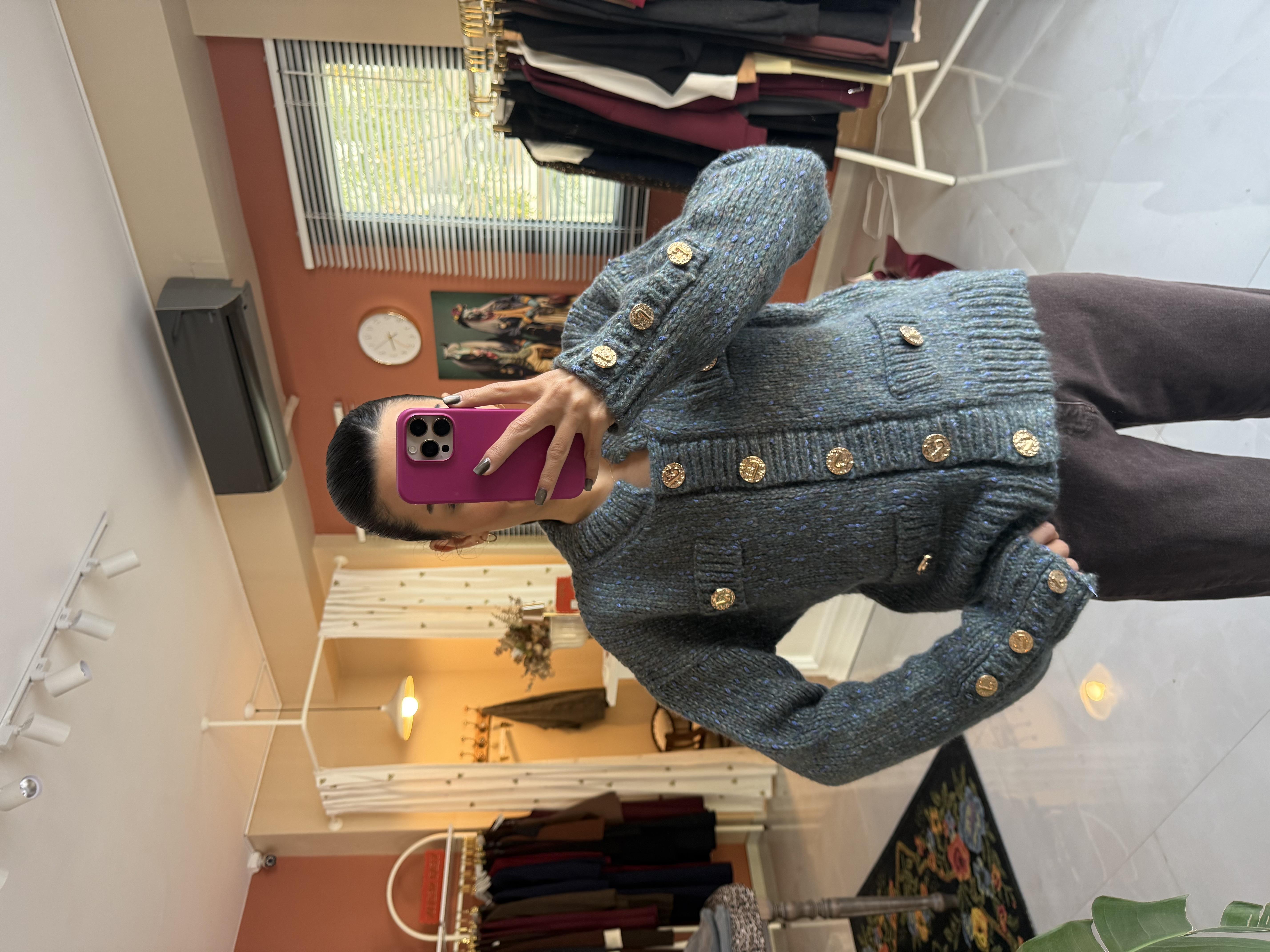 Sim Detaylı Cep Kapaklı Mavi Triko Ceket