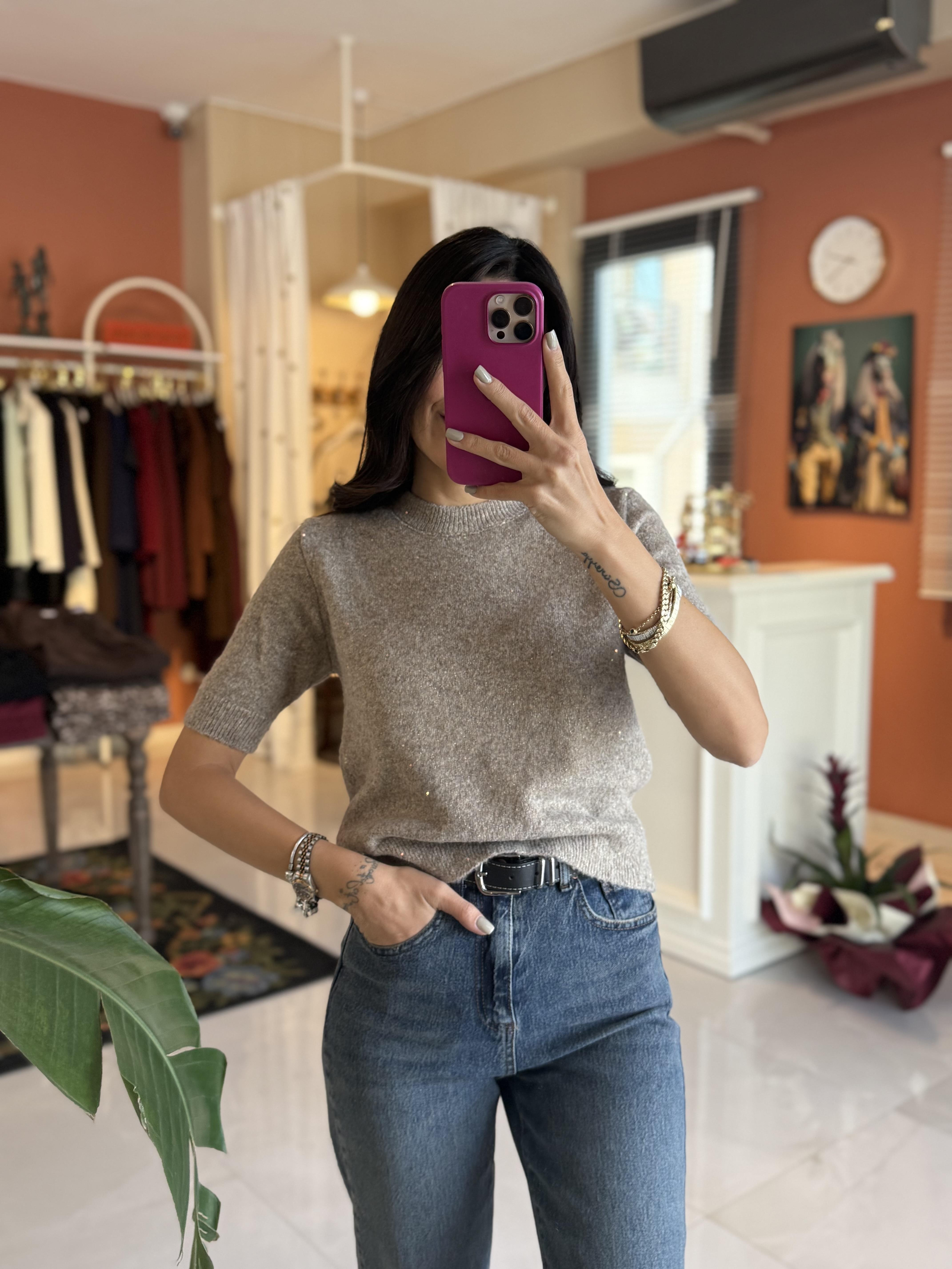 Simli ve Pullu Kısa Kol Vizon Kazak