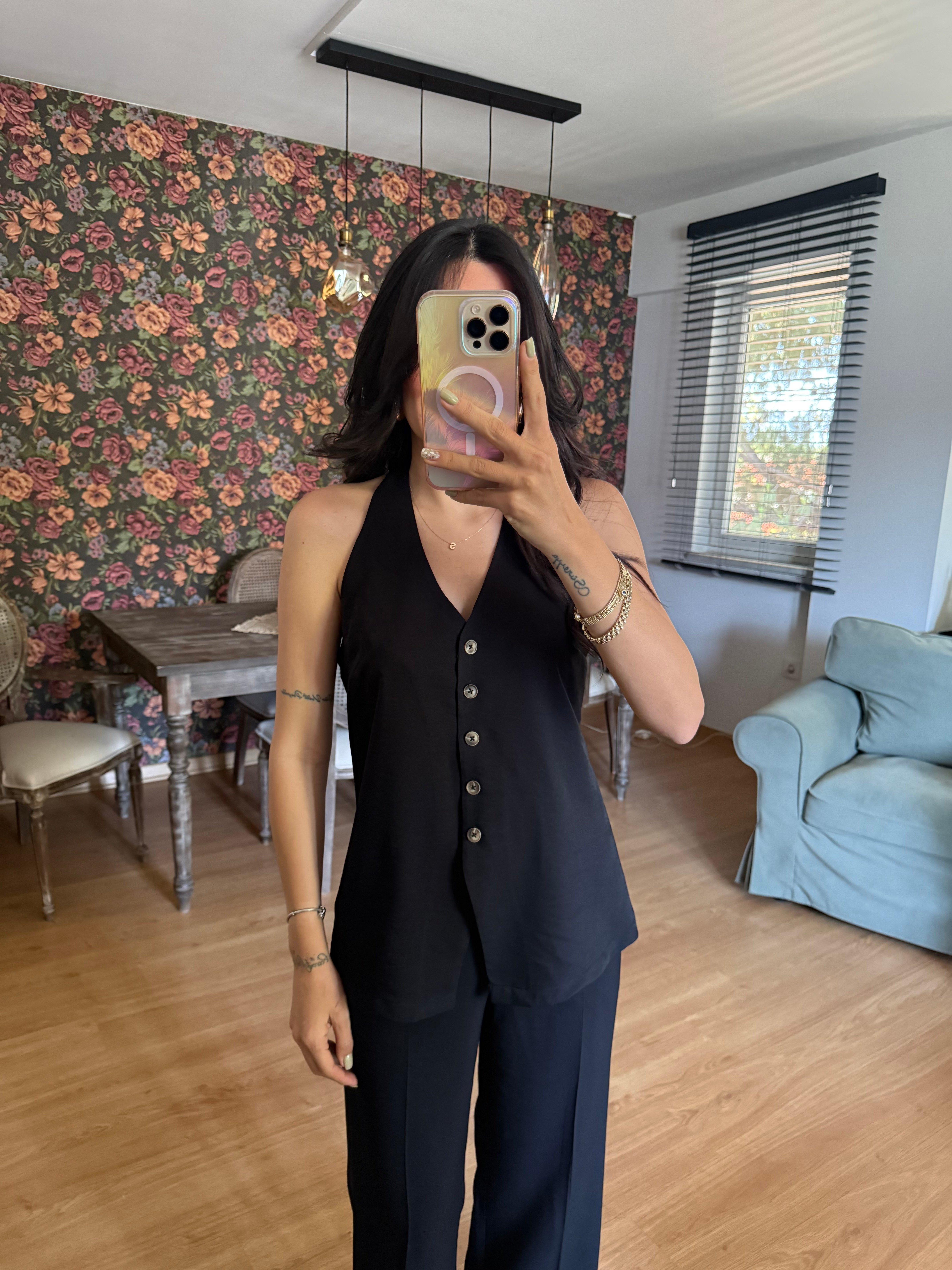 Sırt Detay Yelek Model Siyah Bluz