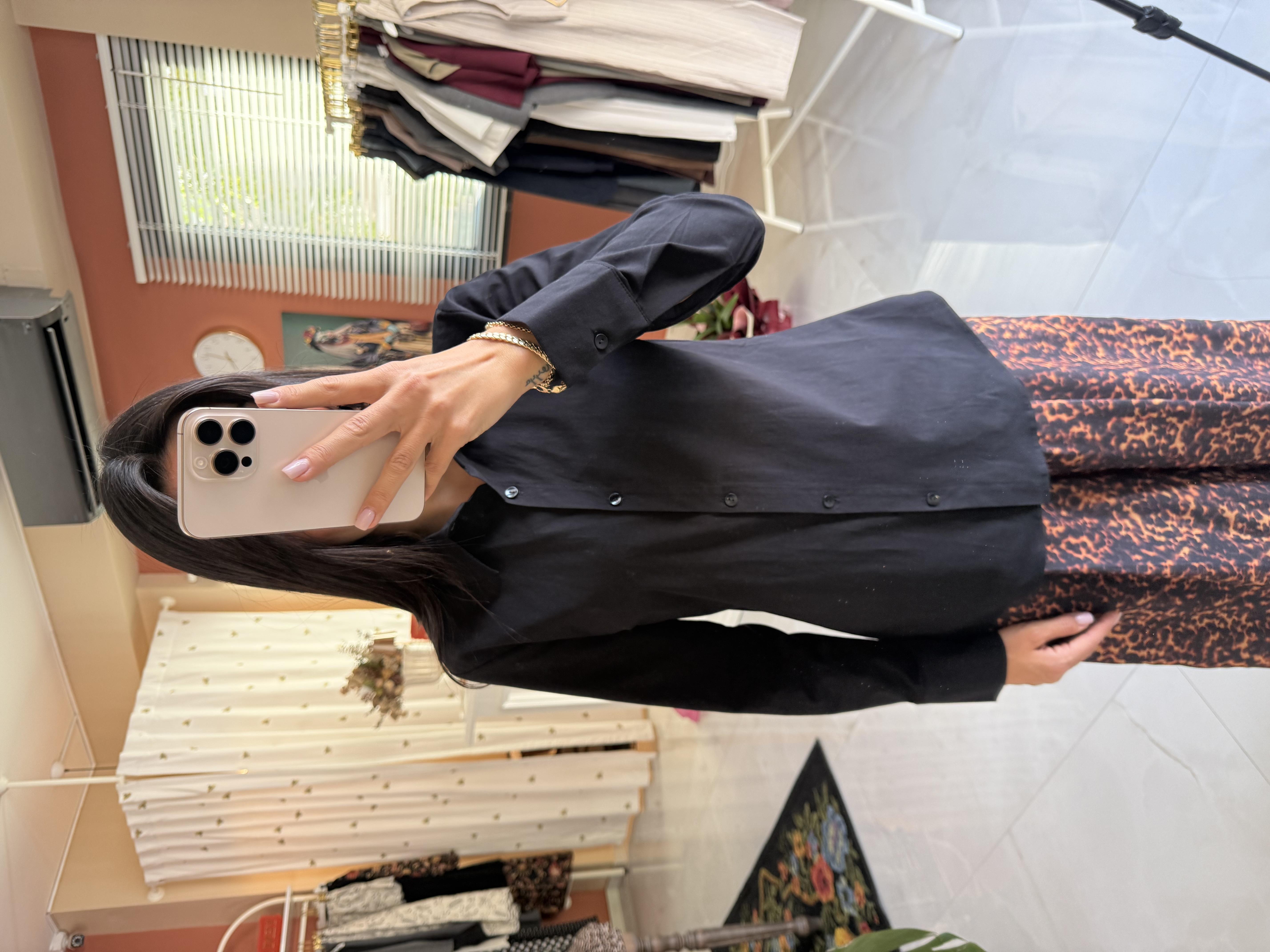 Siyah Slim Fit Pamuklu Gömlek · 3