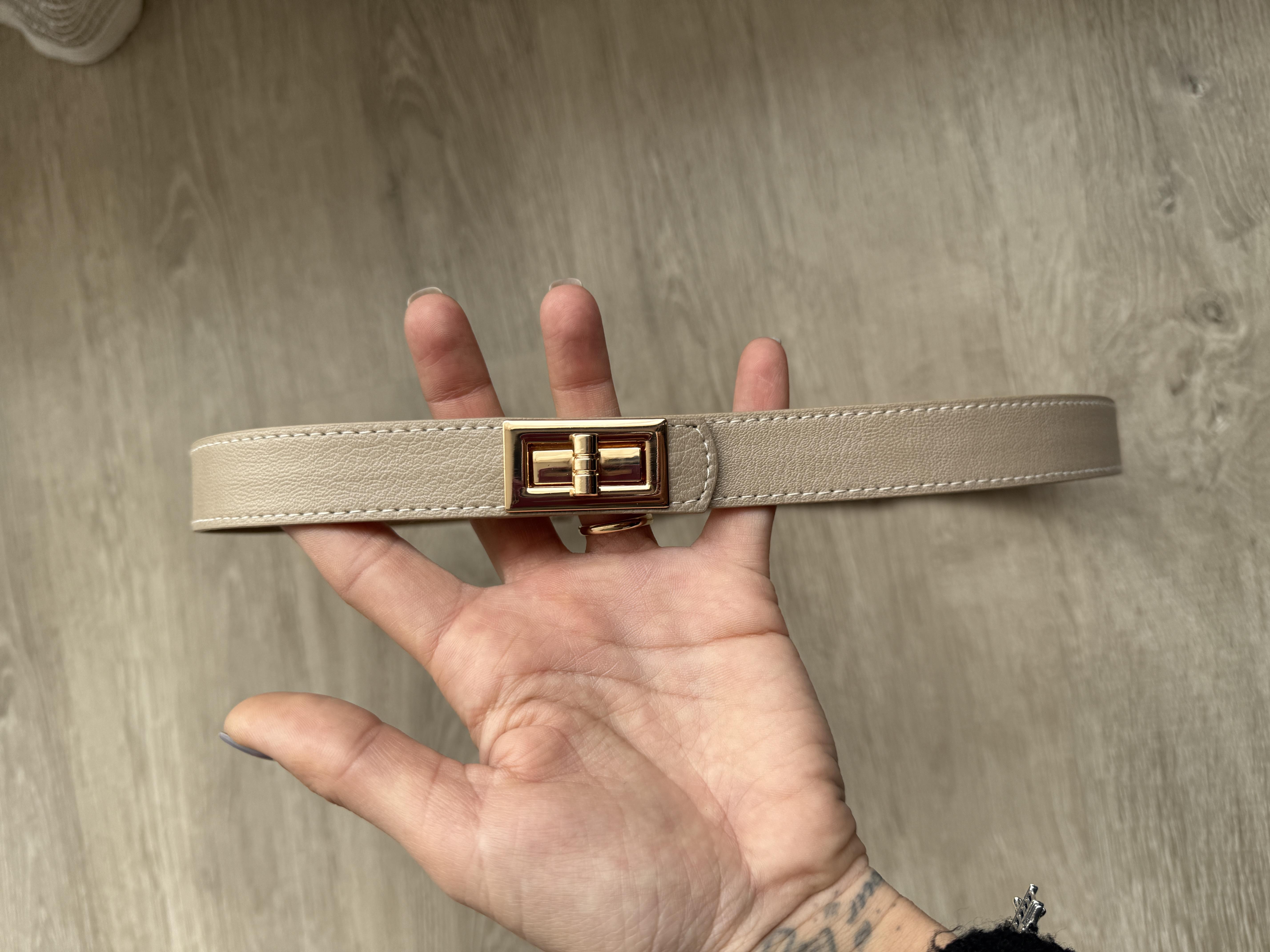 Taş Gold Kilit Toka Ayarlanabilir Kemer · 2