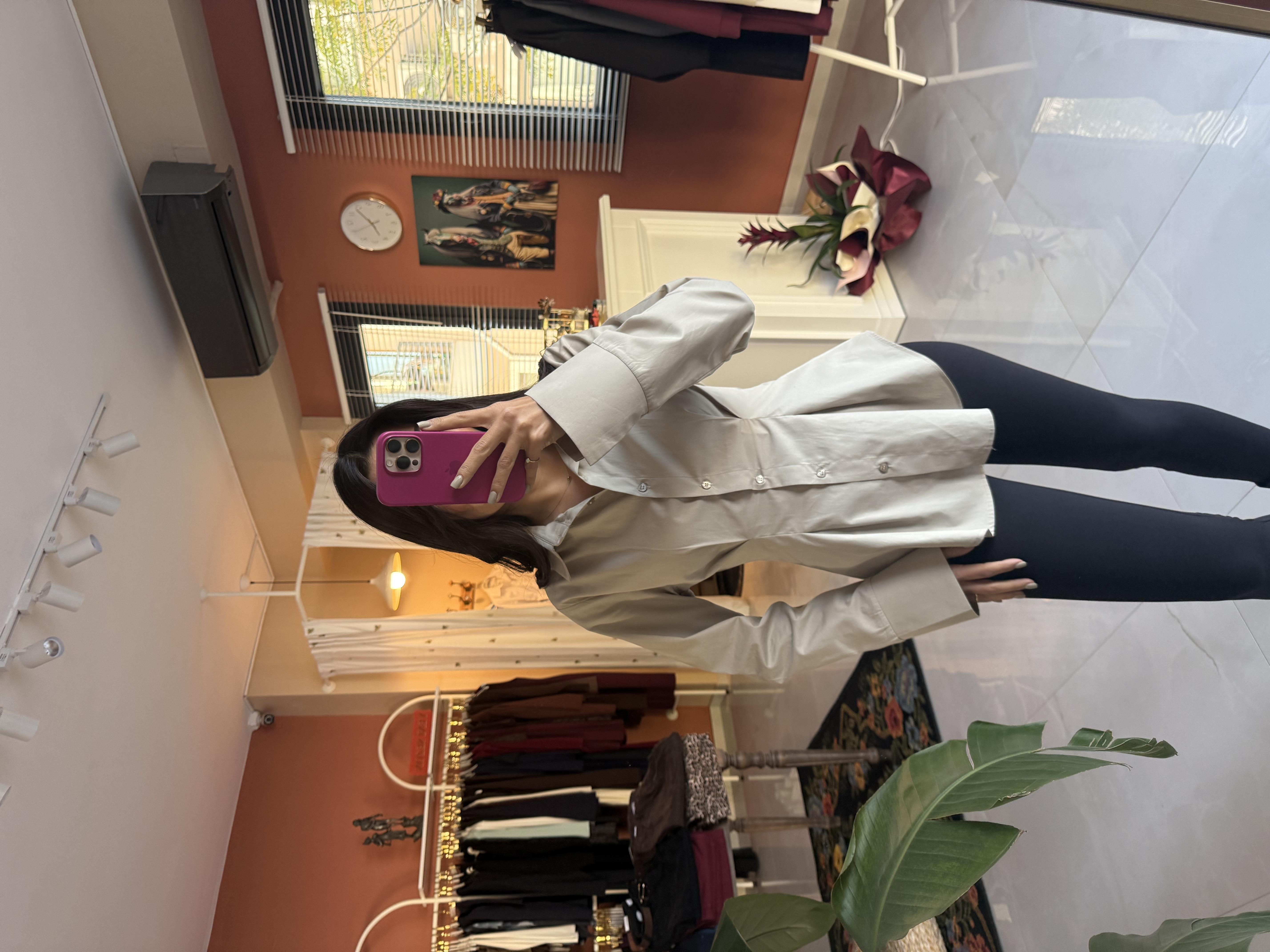 Taş Pilili Bilek Detaylı Gömlek