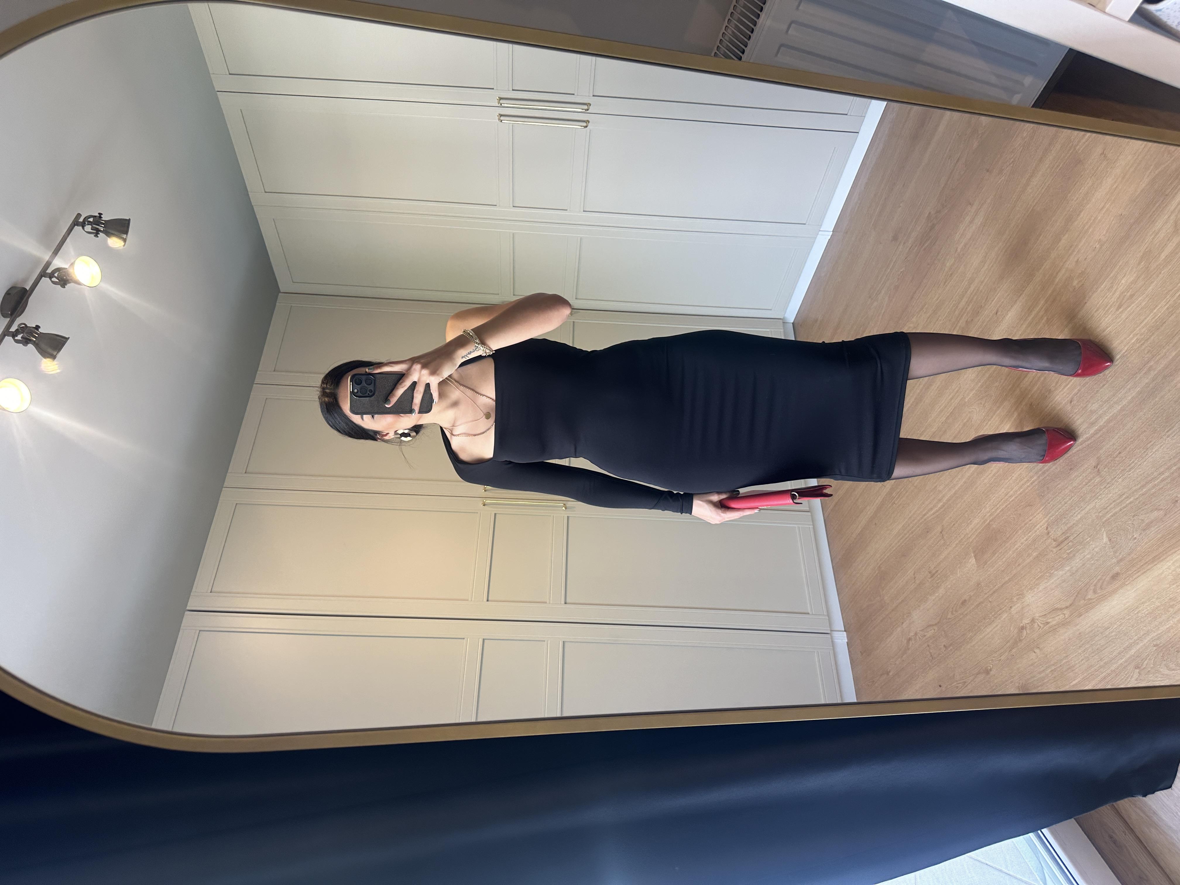 Tek Omuz Boyun Detaylı Elbise