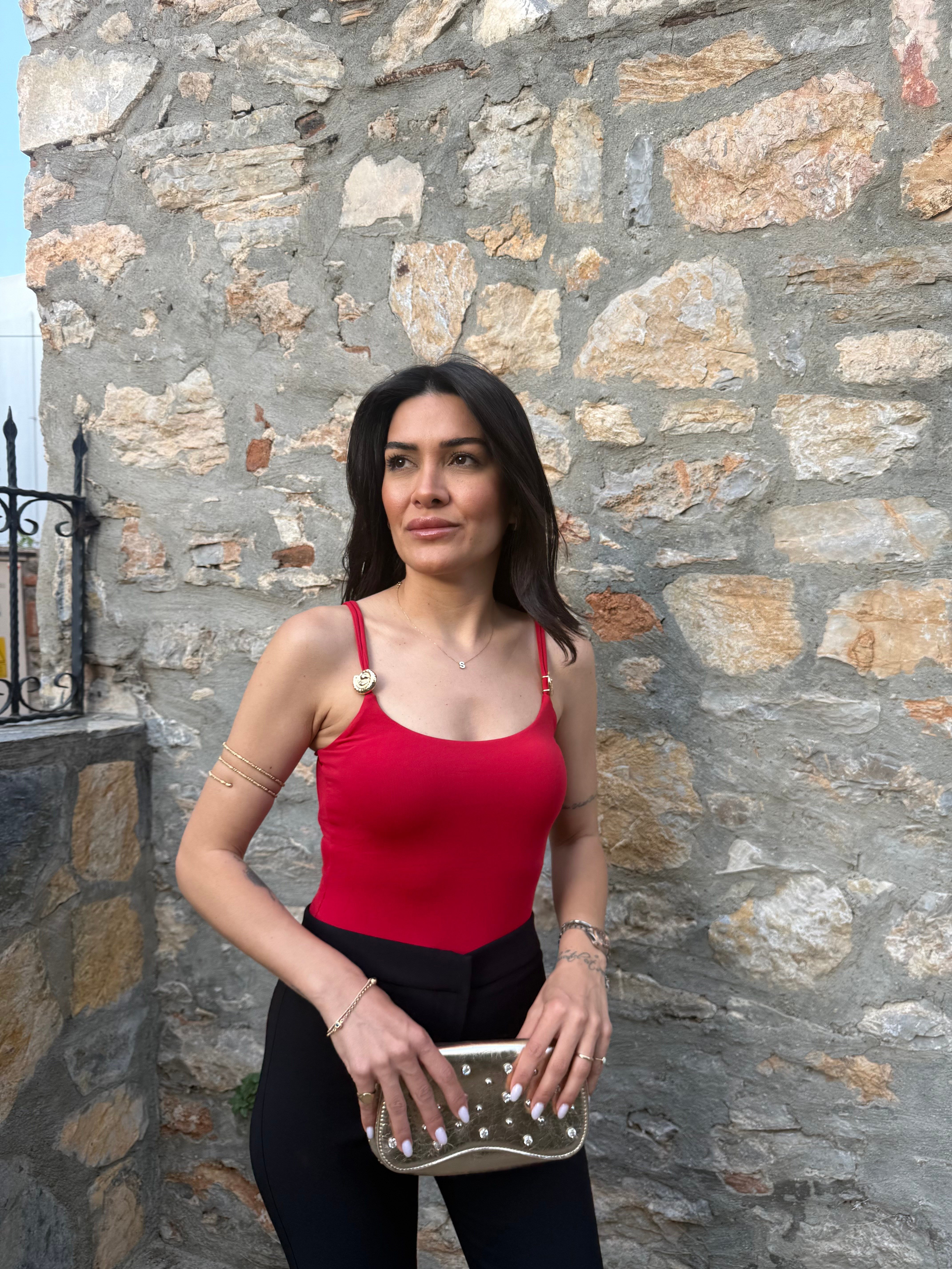Toka Detaylı Kırmızı Bodysuit