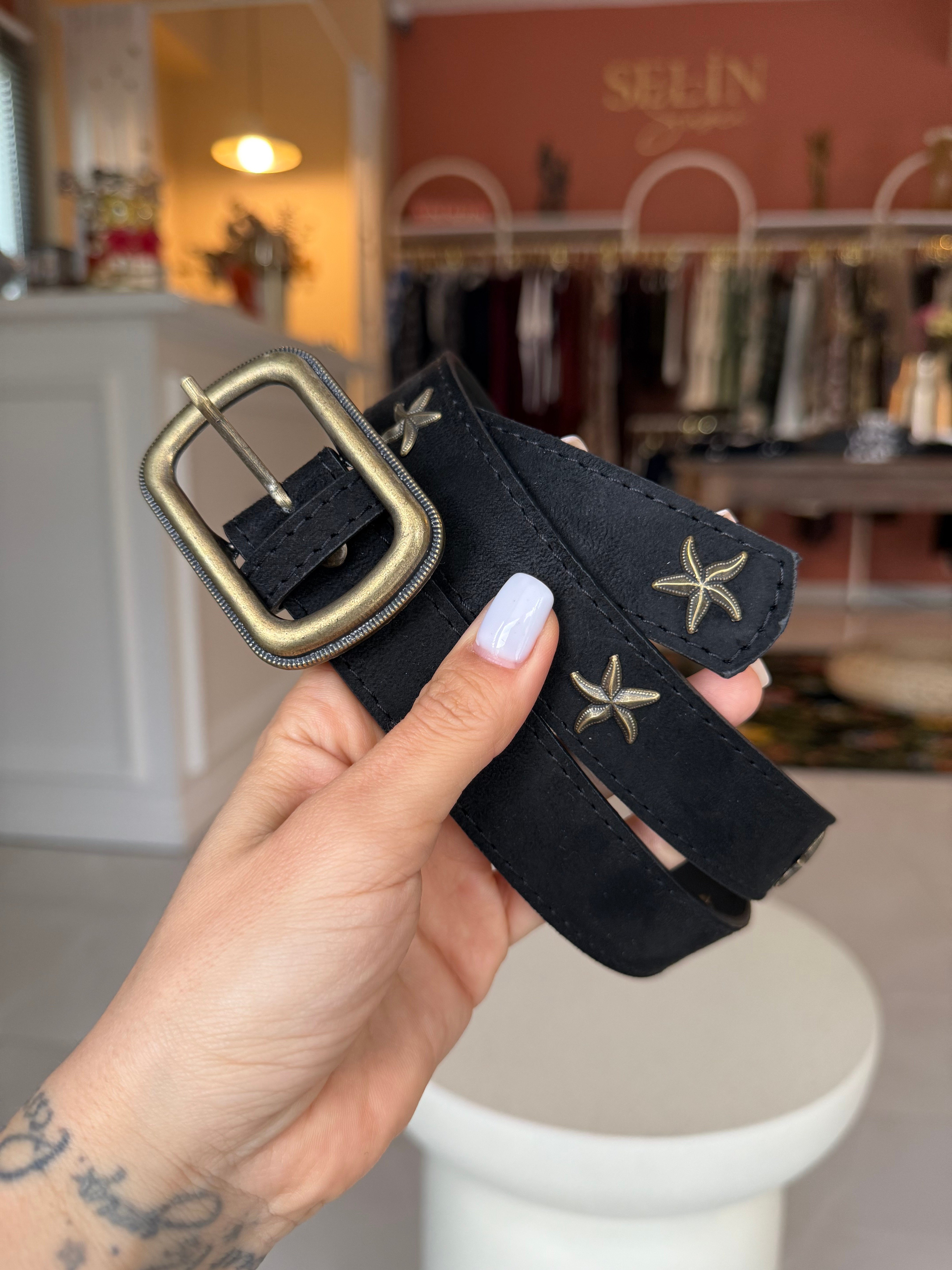 Yıldız İşlemeli Antik Tokalı Siyah Süet Kemer