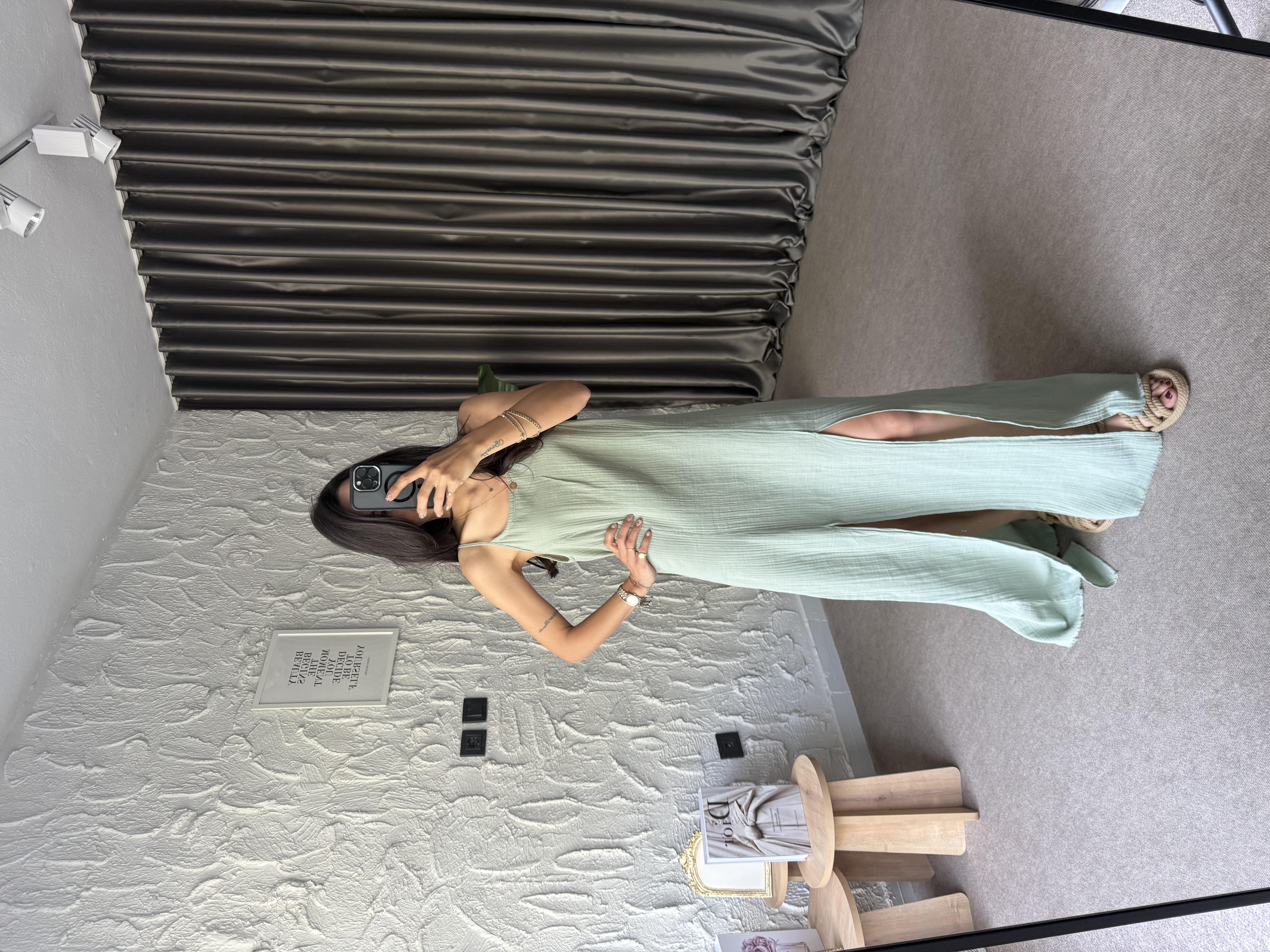 Yırtmaç Detaylı Askılı Müslin Elbise - Mint