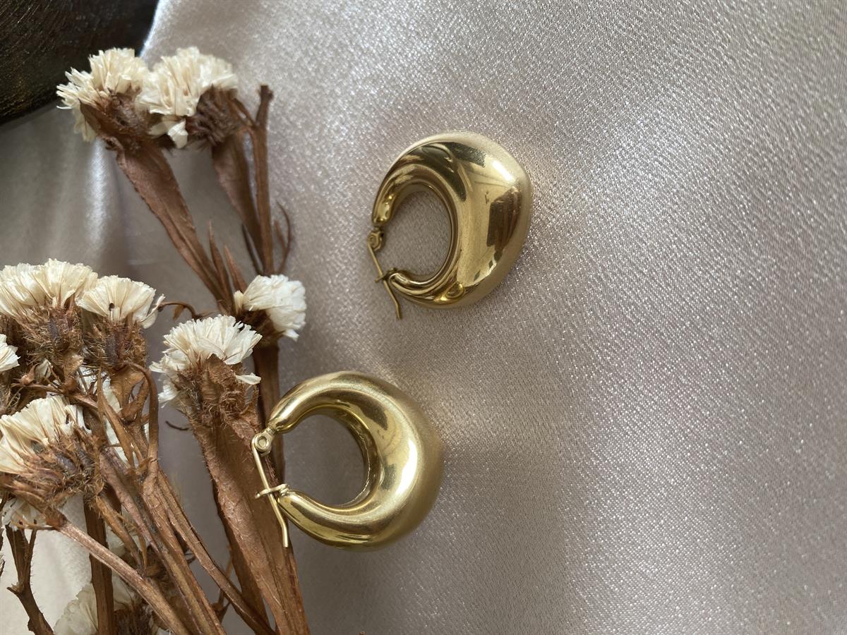 Damla model gold küpe