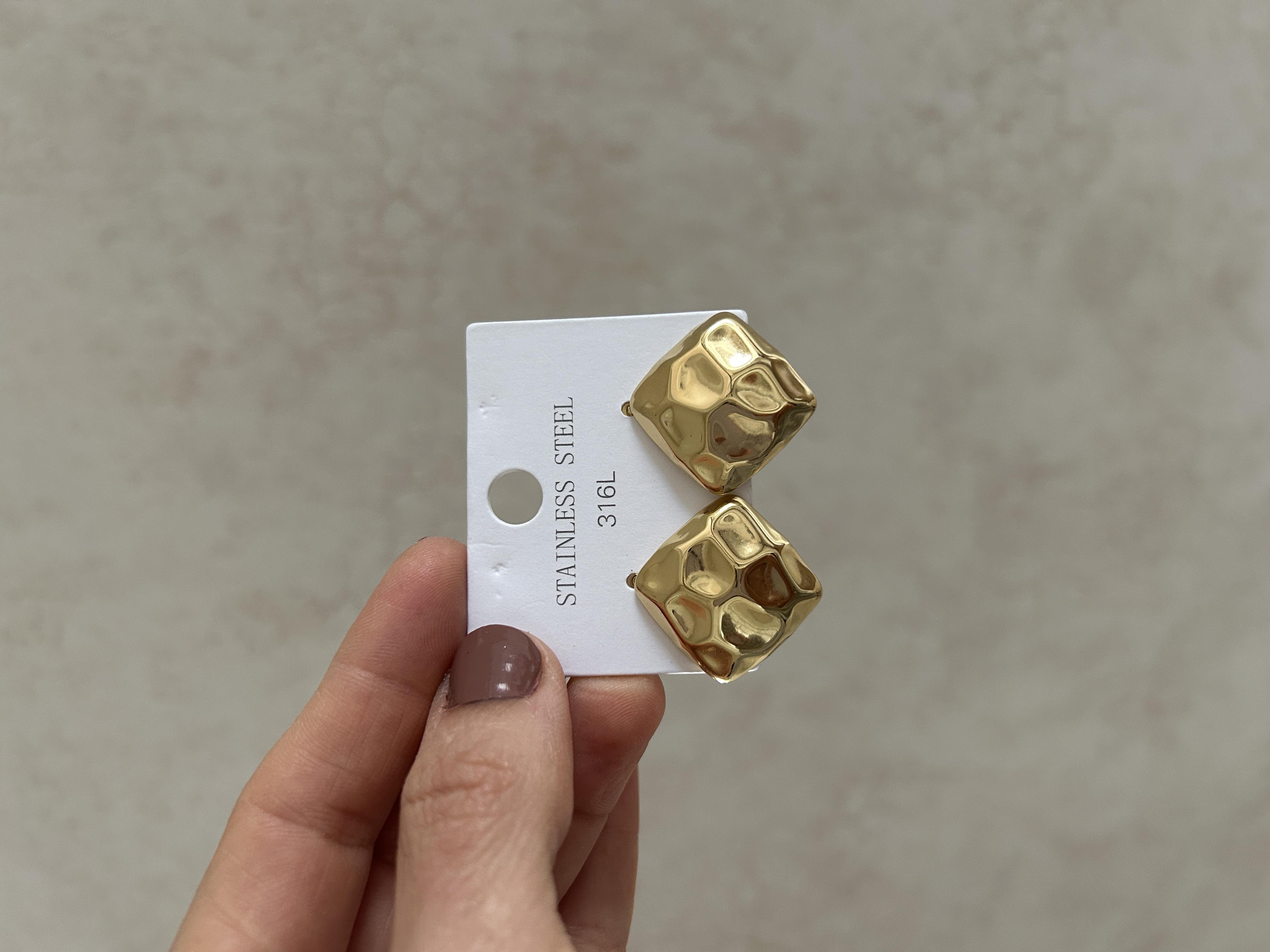 Dörtgen model çelik küpe 