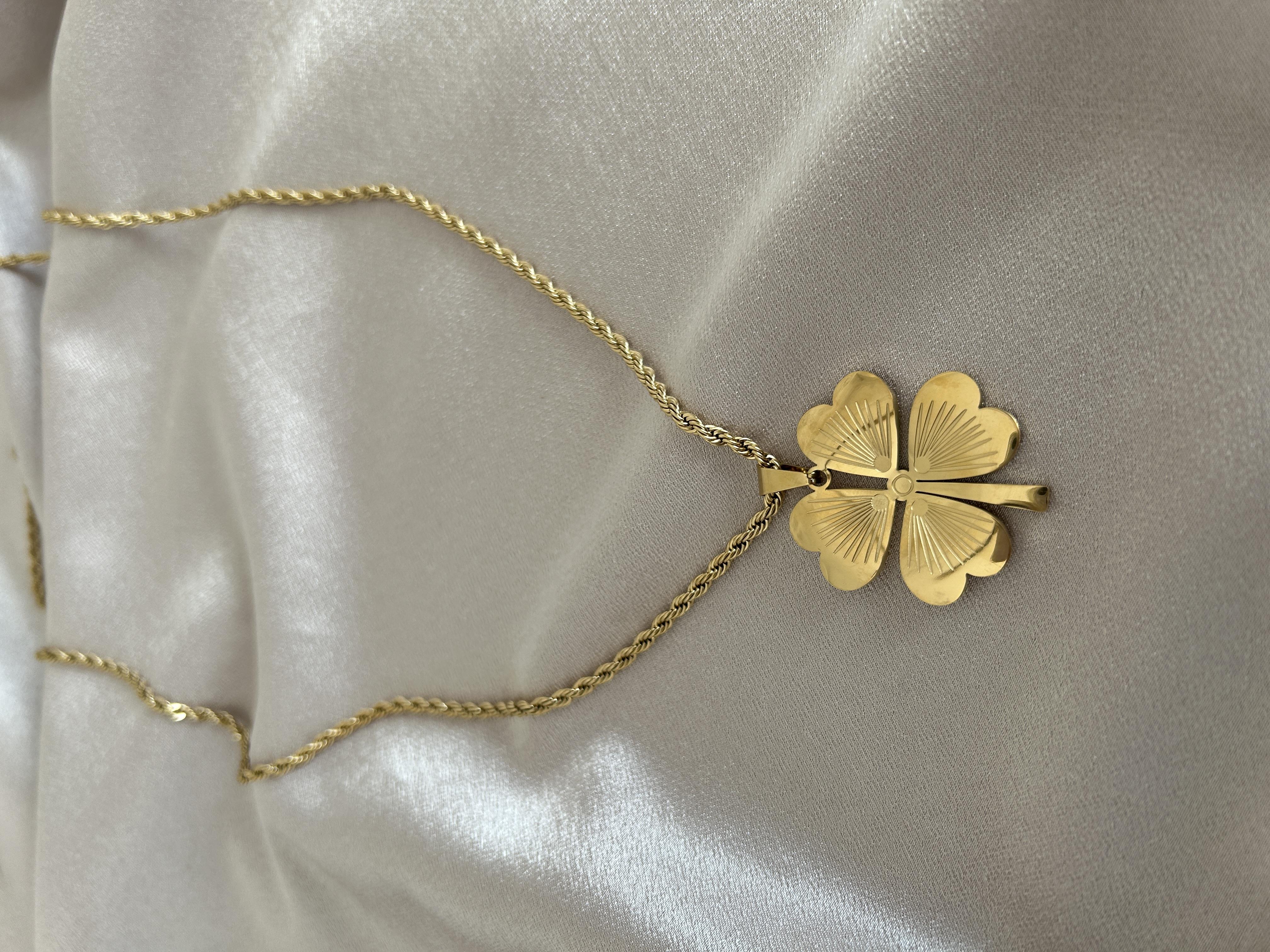 Yonca bombeli burgu kolye 60cm