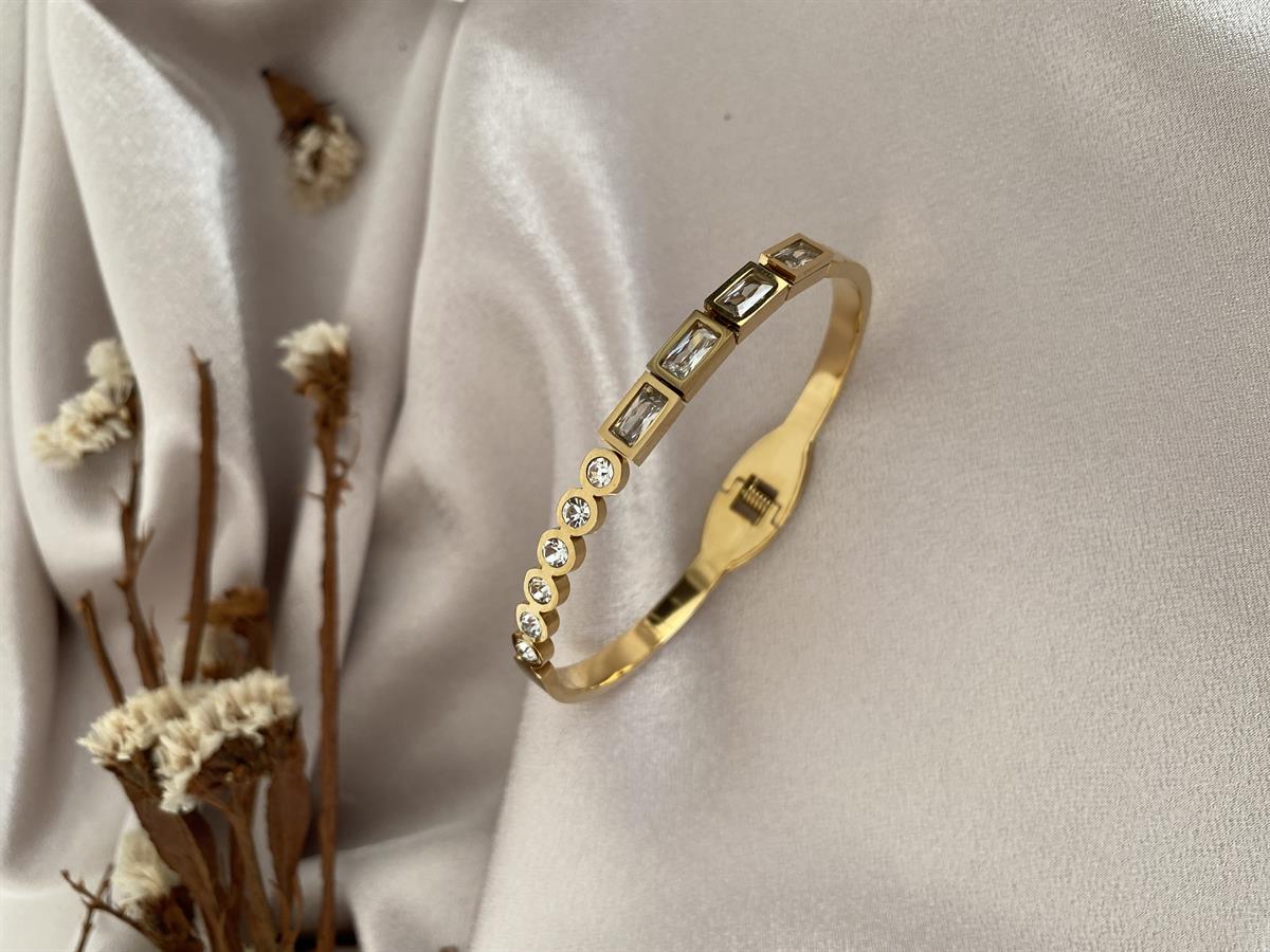 Baget taşlı yaylı kelepçe