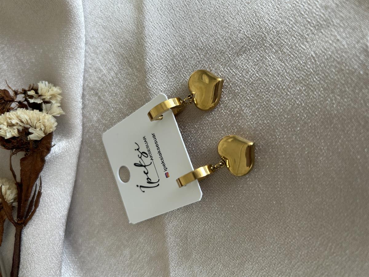 Bombeli kalp model küpe 