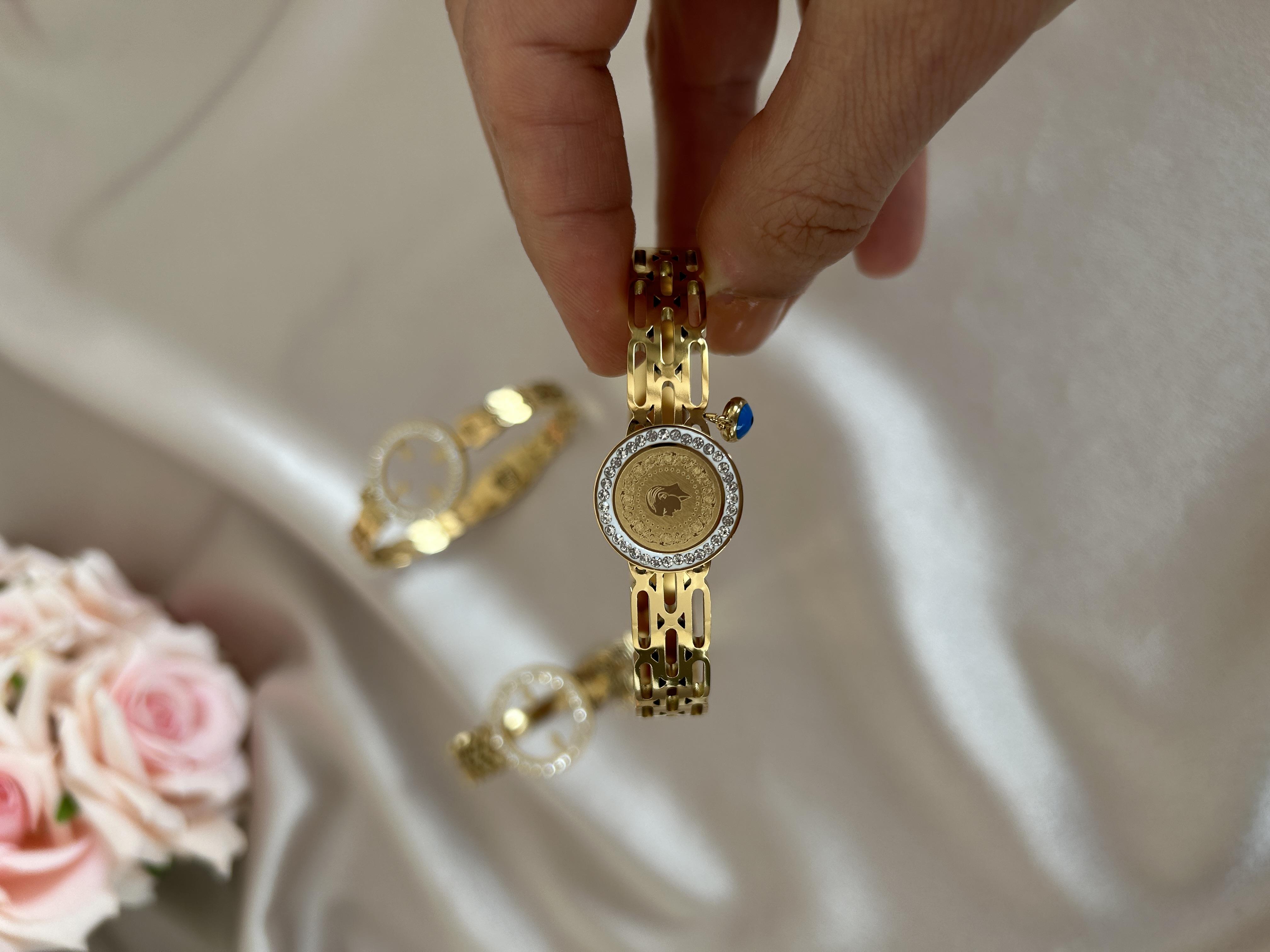 Çeyrekli taşlı tasarım model kelepçe 