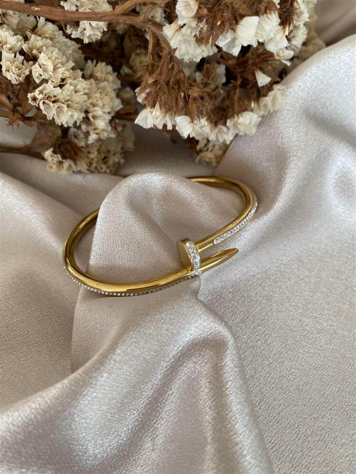 Çivi sık taşlı kelepçe